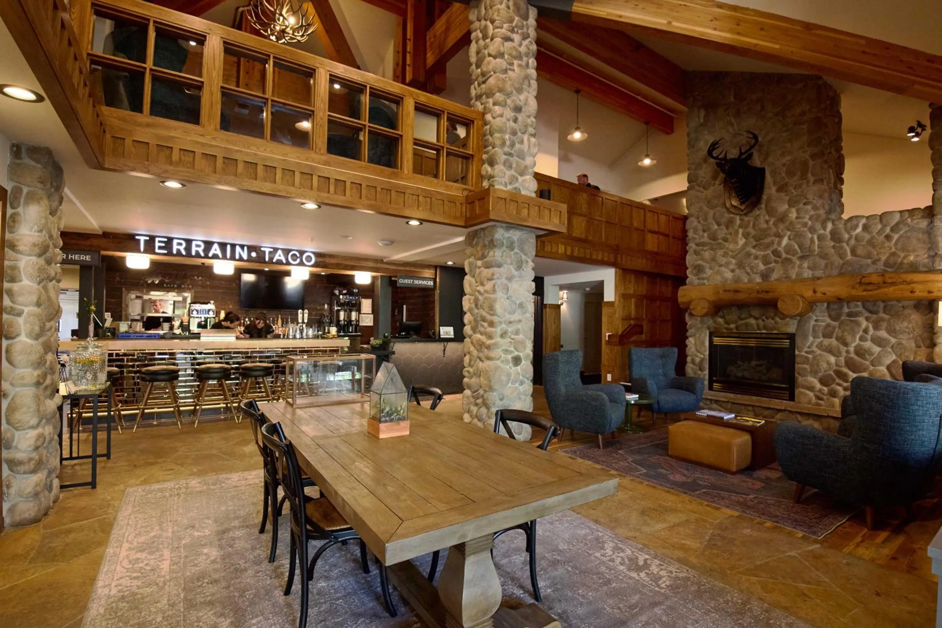 Lobby or reception in Gravity Haus Big Sky