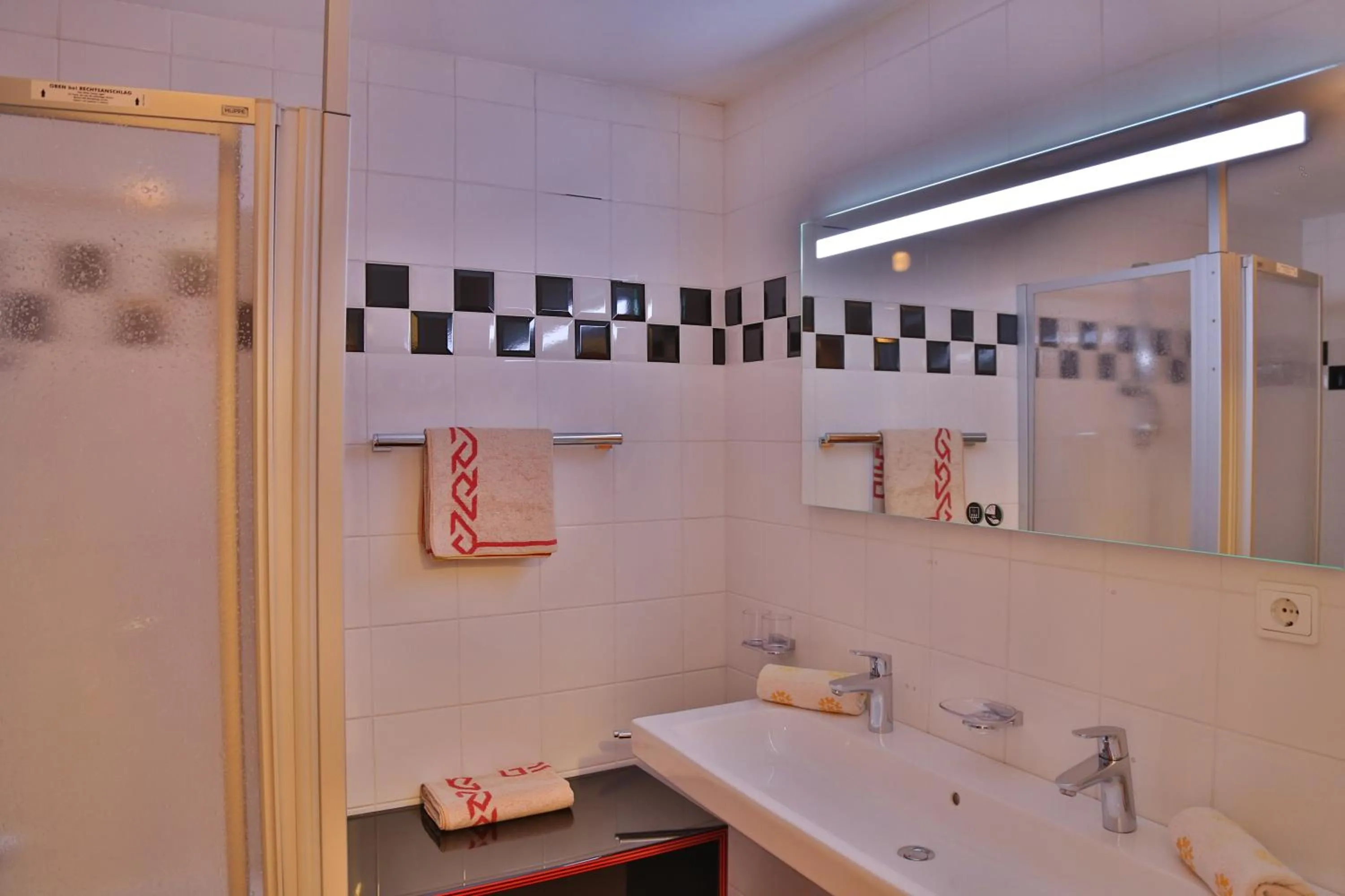 Bathroom in Ferienhaus Moidl