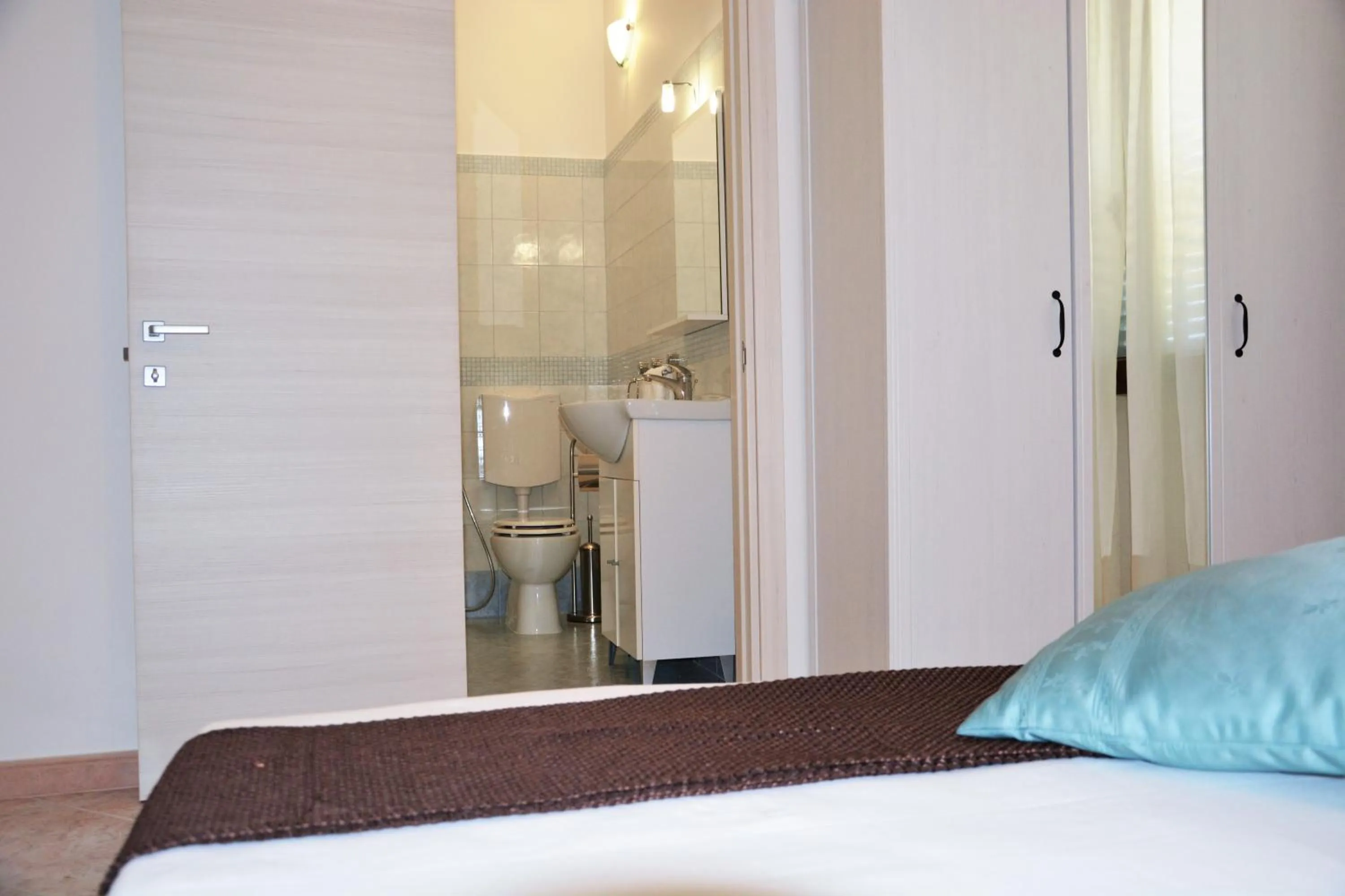 Shower, Bed in Salenterra B&B (Salento)