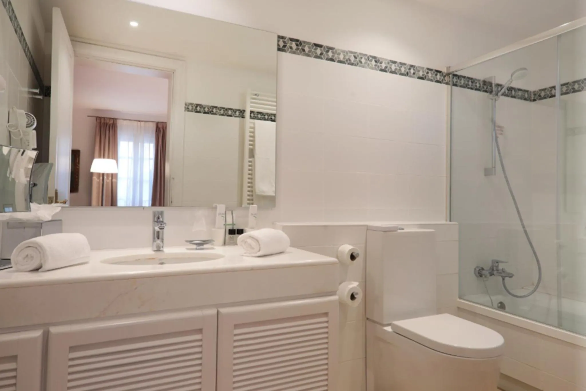 Bathroom in AH Art Hotel Palma - ONLY ADULTS