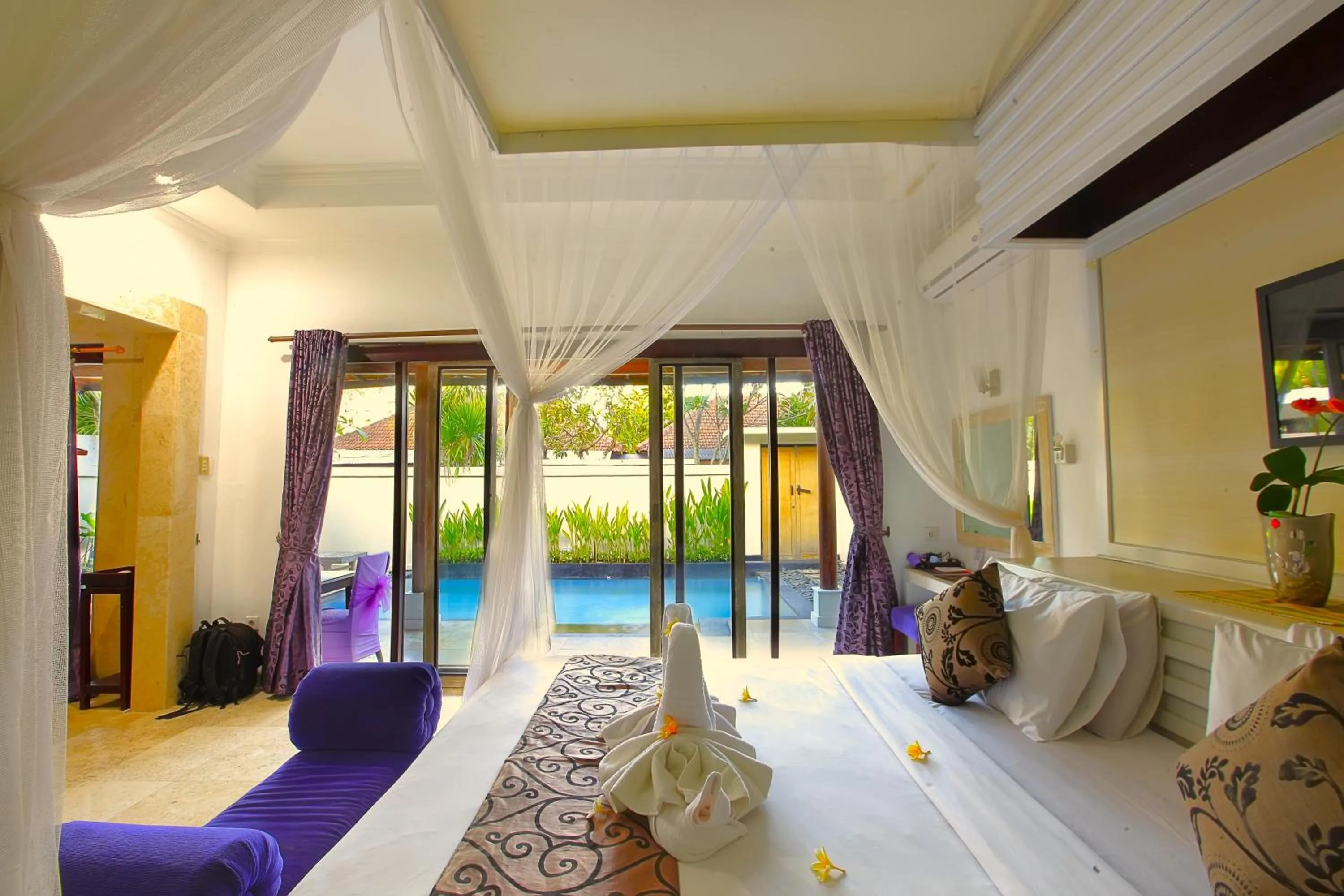 Bed in Private Pool Villas Kuta Bali