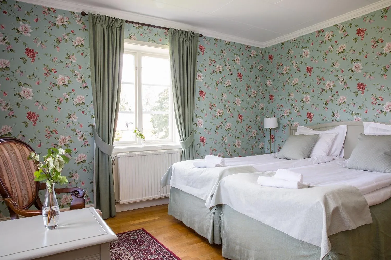 Property building, Bed in Färna Herrgård & Spa