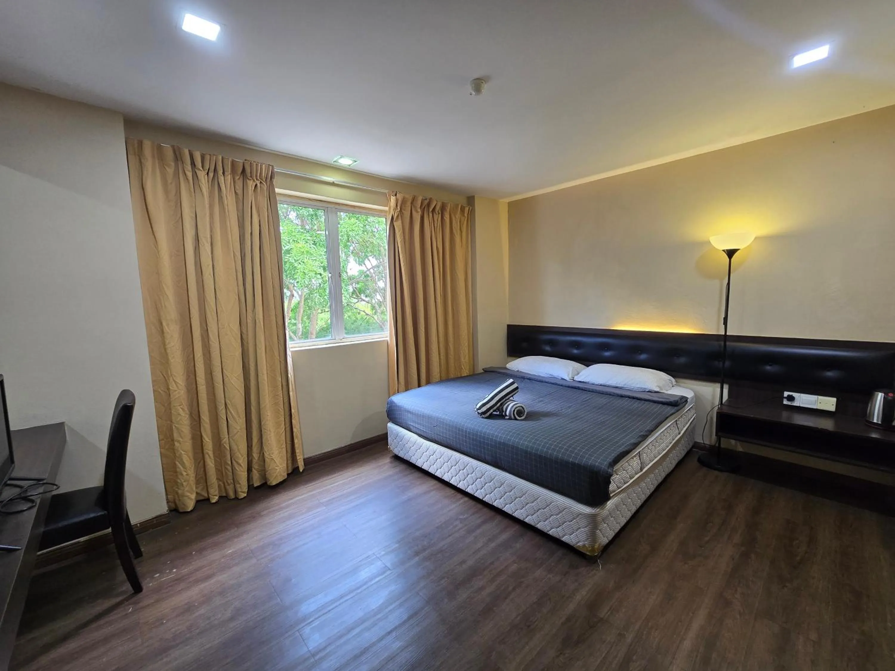 Bed in Fast Hotel Melaka Near Menara Taming Sari - 2 Mins Only