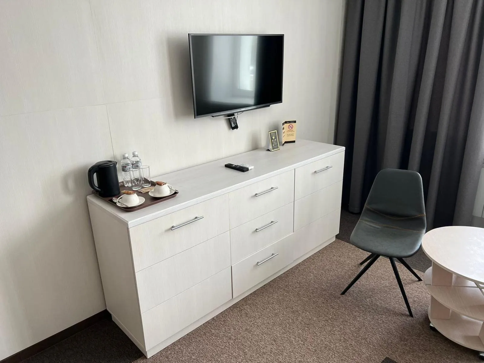 Coffee/tea facilities in Meridian