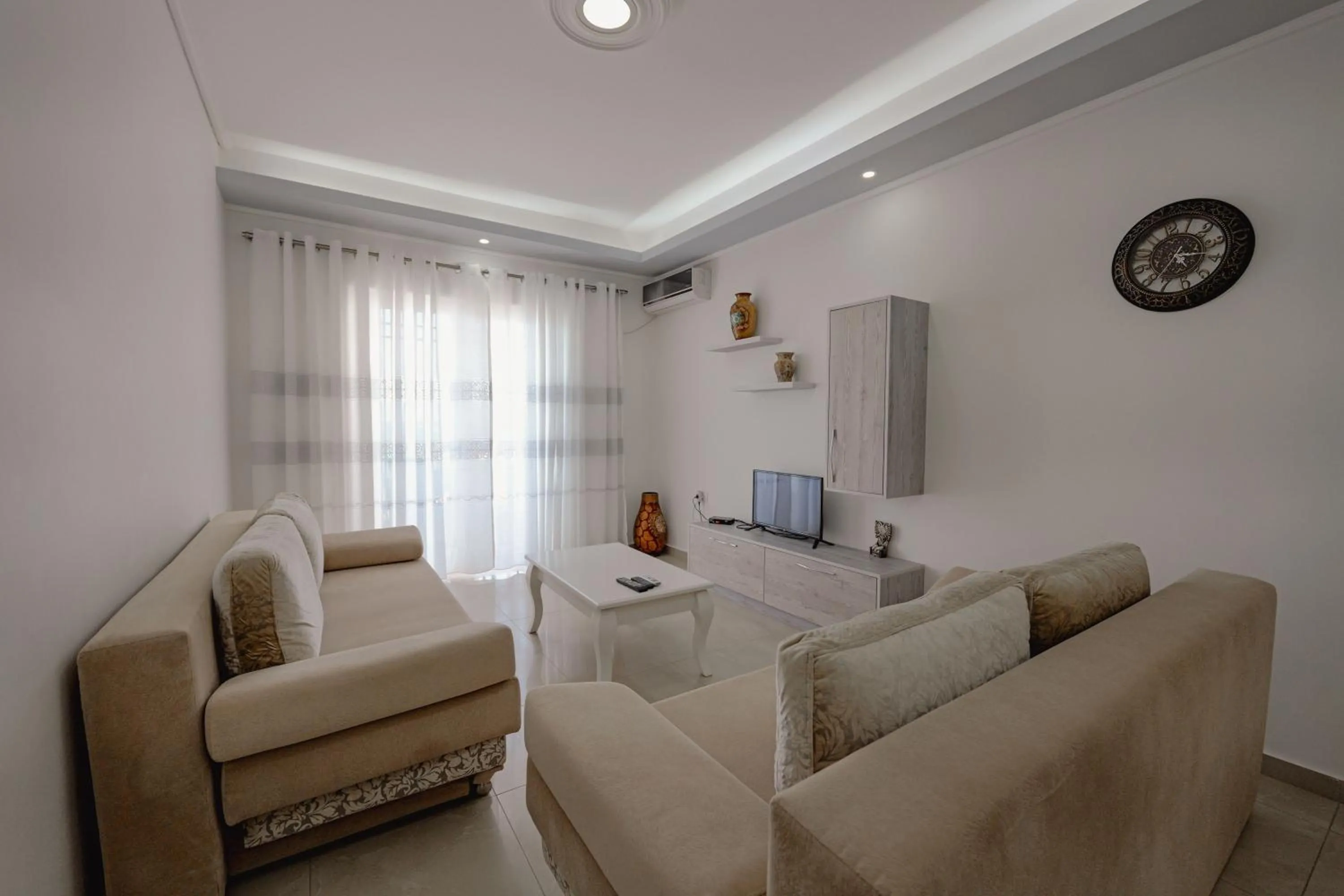 TV and multimedia in Villa Xika