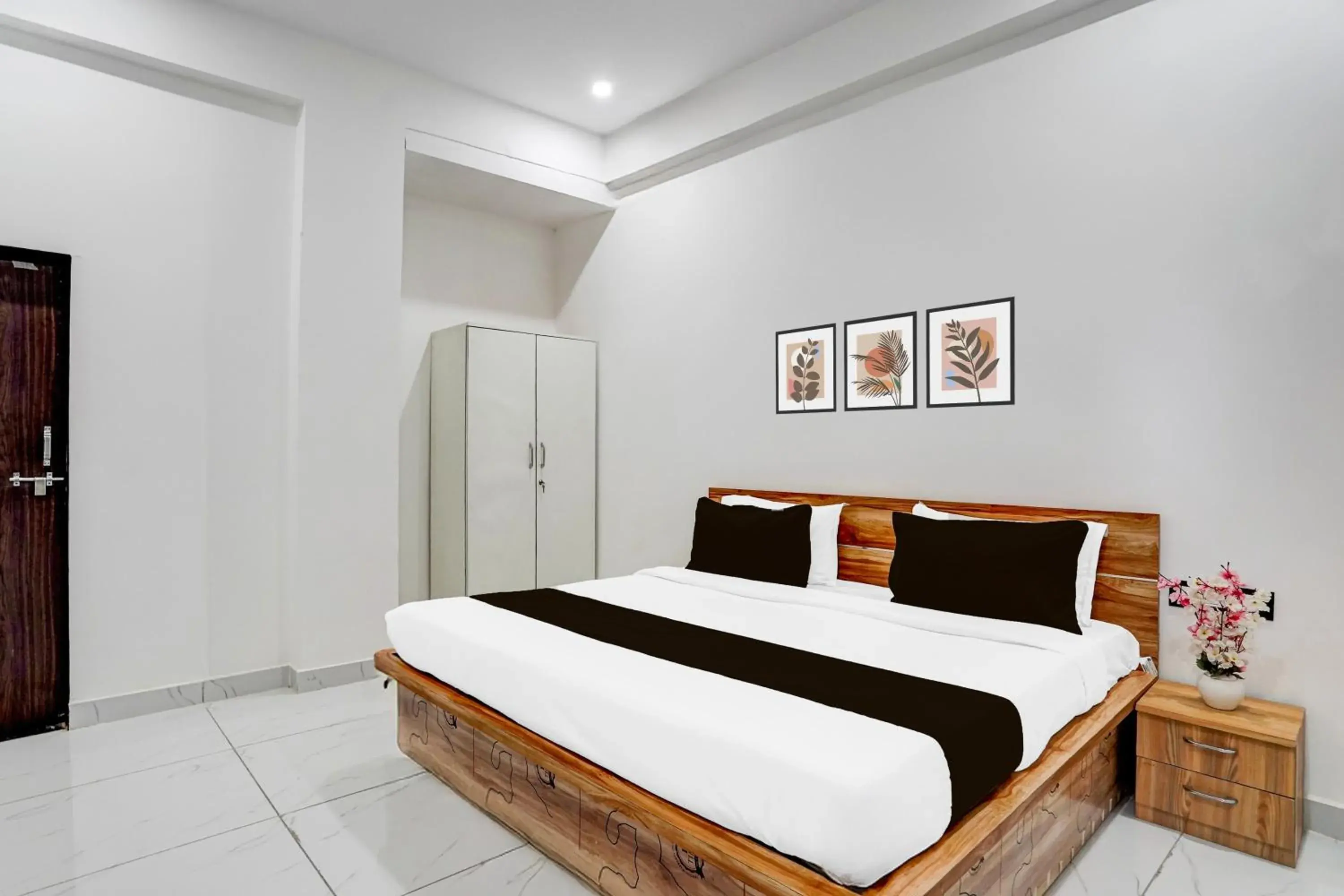 Classic Triple Room - single occupancy in Collection O Iskcon Temple Mansarovar Formerly Chinar Inn Classic Triple Room - single occupancy in Collection O Iskcon Temple Mansarovar Formerly Chinar Inn