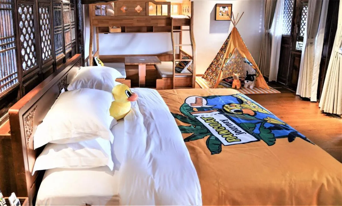 Bedroom, Bed in Tianxifu