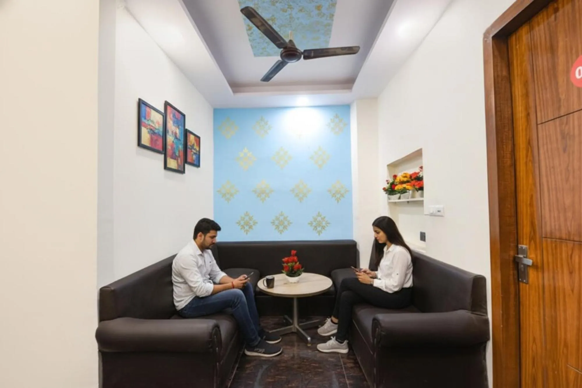 FabHotel NP International - Nehru Place Market