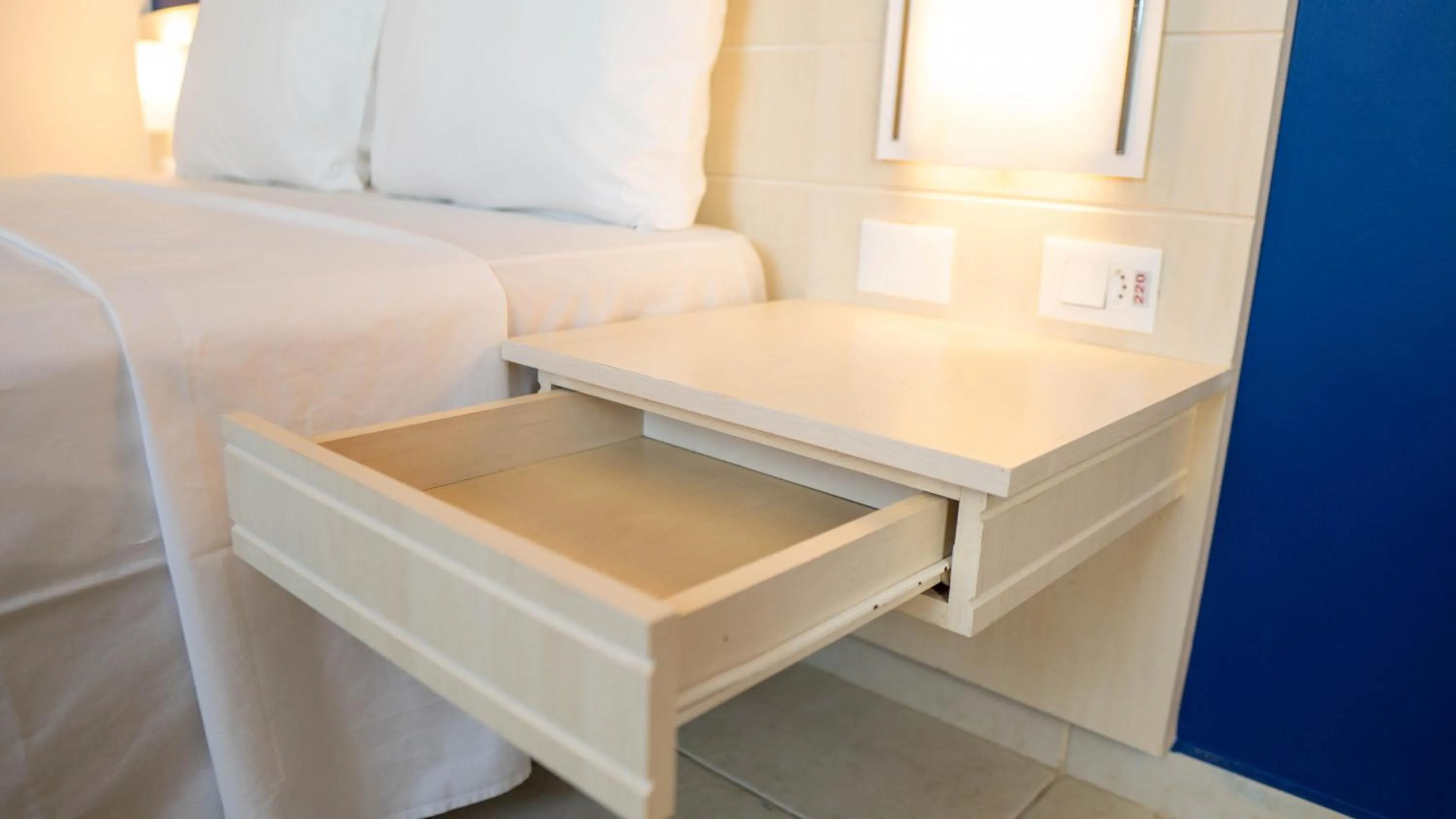 Bedroom, Bed in Ibis Styles Macaé