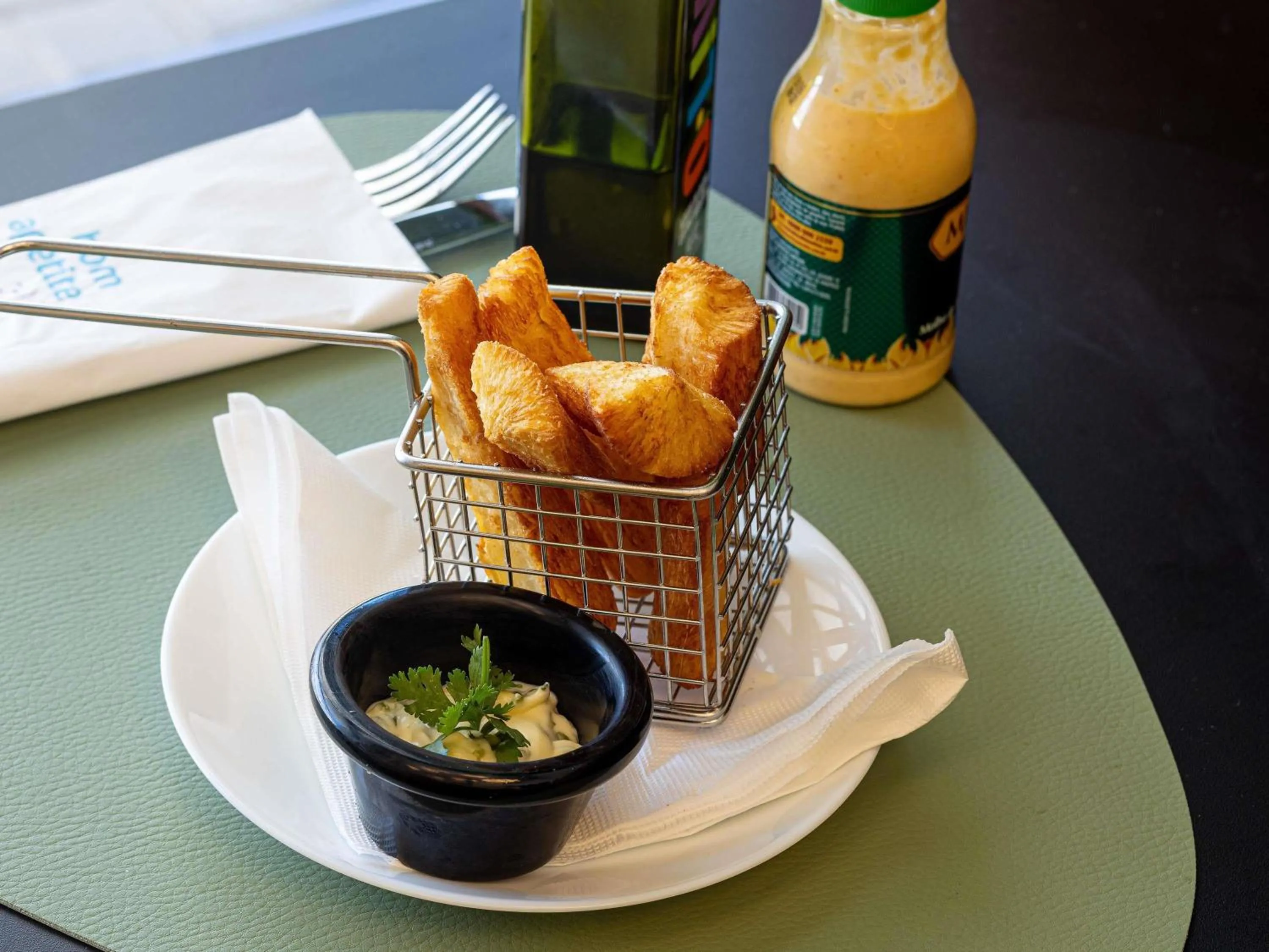 Restaurant/places to eat in ibis Styles Fortaleza Shopping Giga Mall