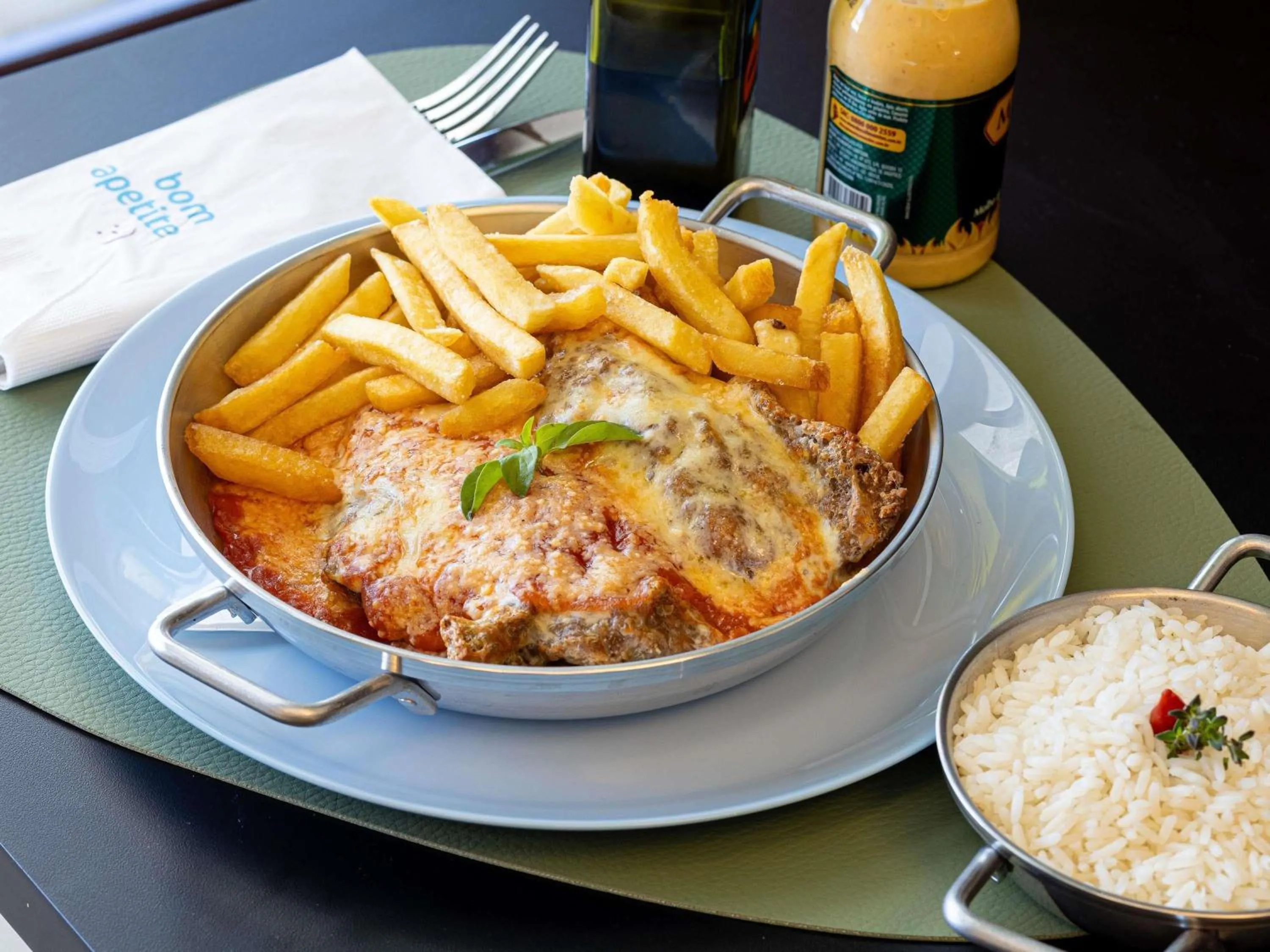 Restaurant/places to eat in ibis Styles Fortaleza Shopping Giga Mall