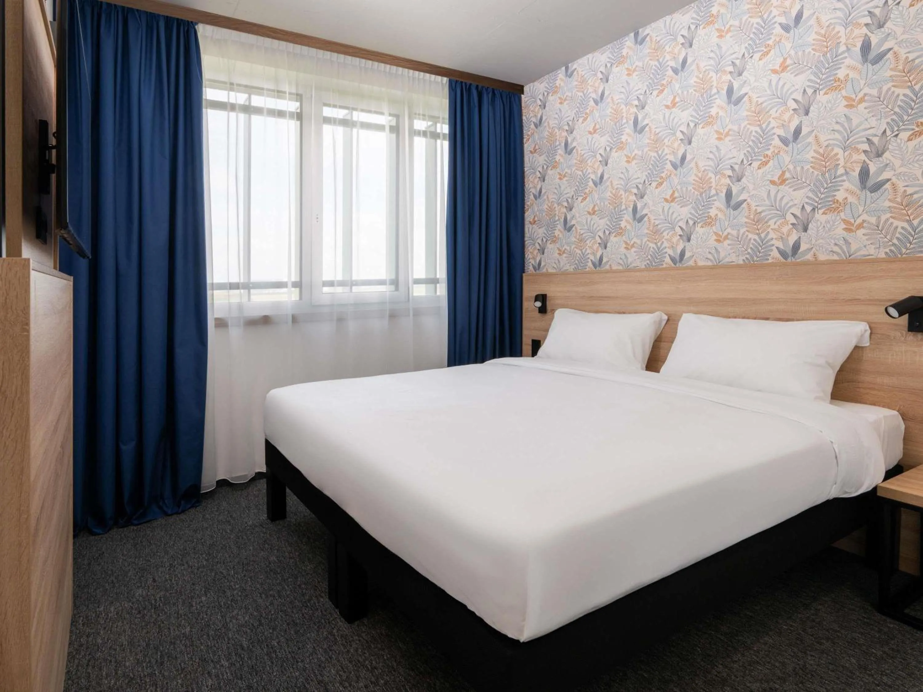 Bedroom, Bed in ibis Styles Debrecen Airport