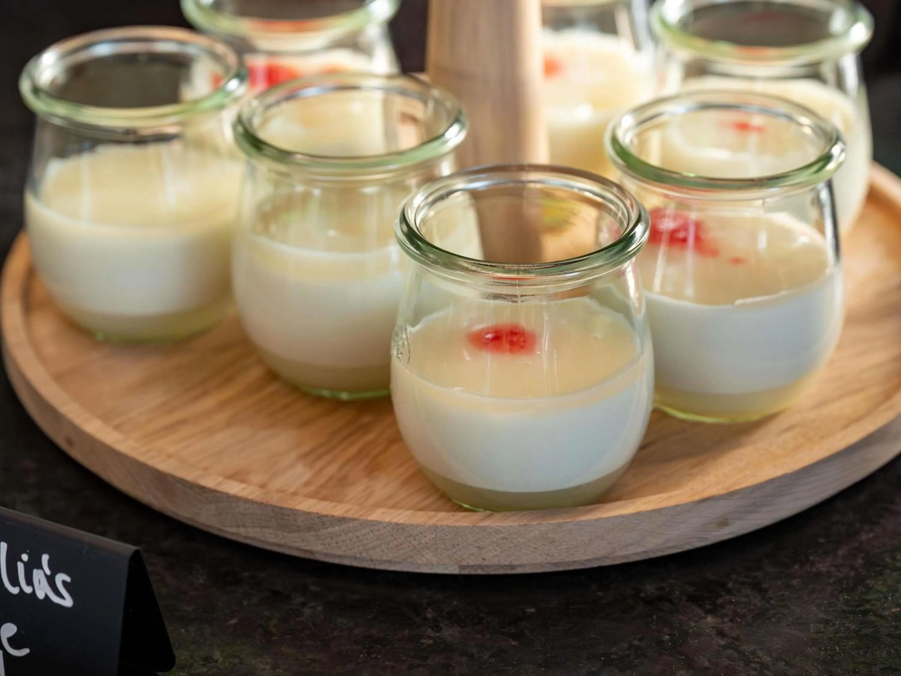 Restaurant/places to eat in ibis Styles Debrecen Airport