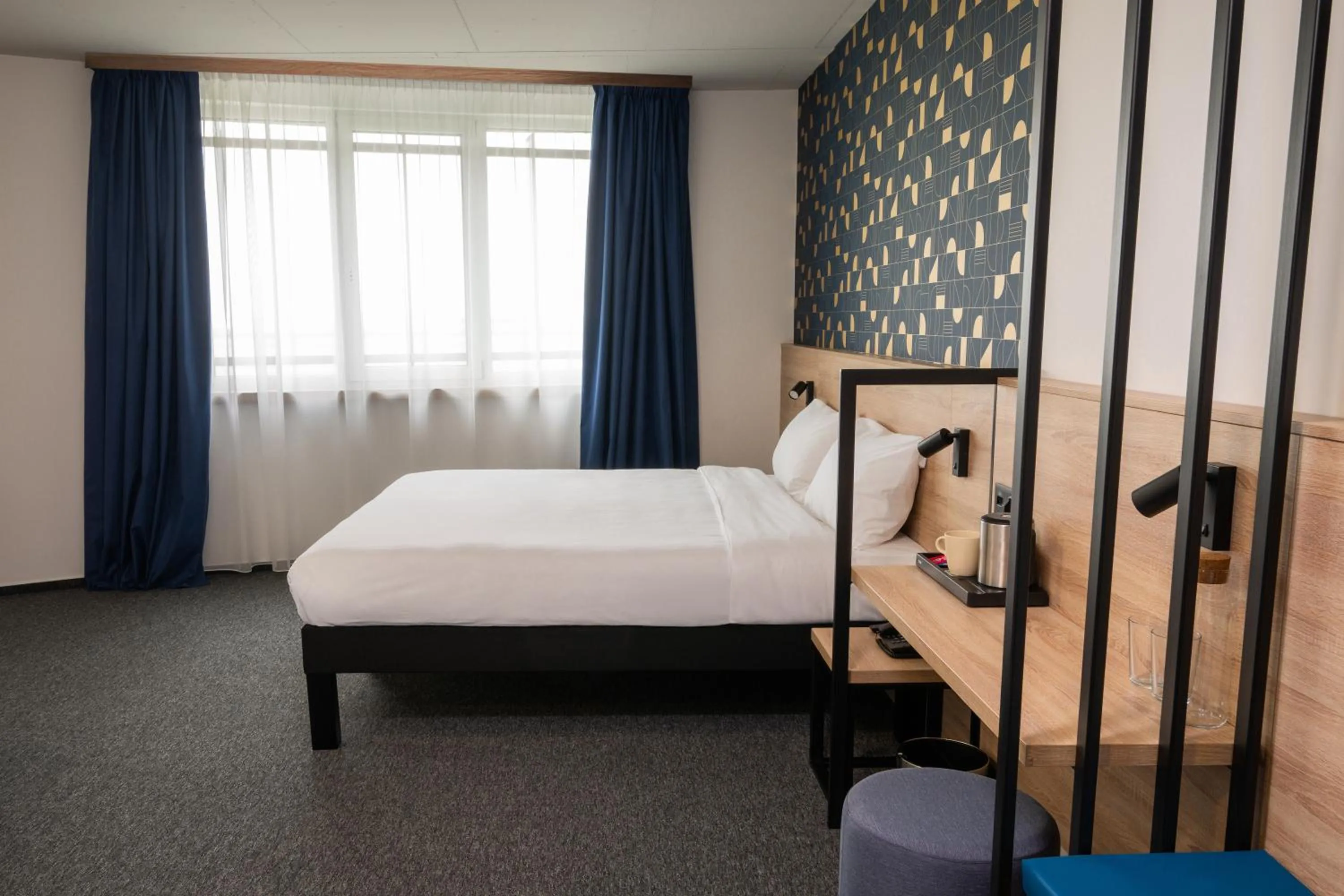 Bedroom, Bed in ibis Styles Debrecen Airport