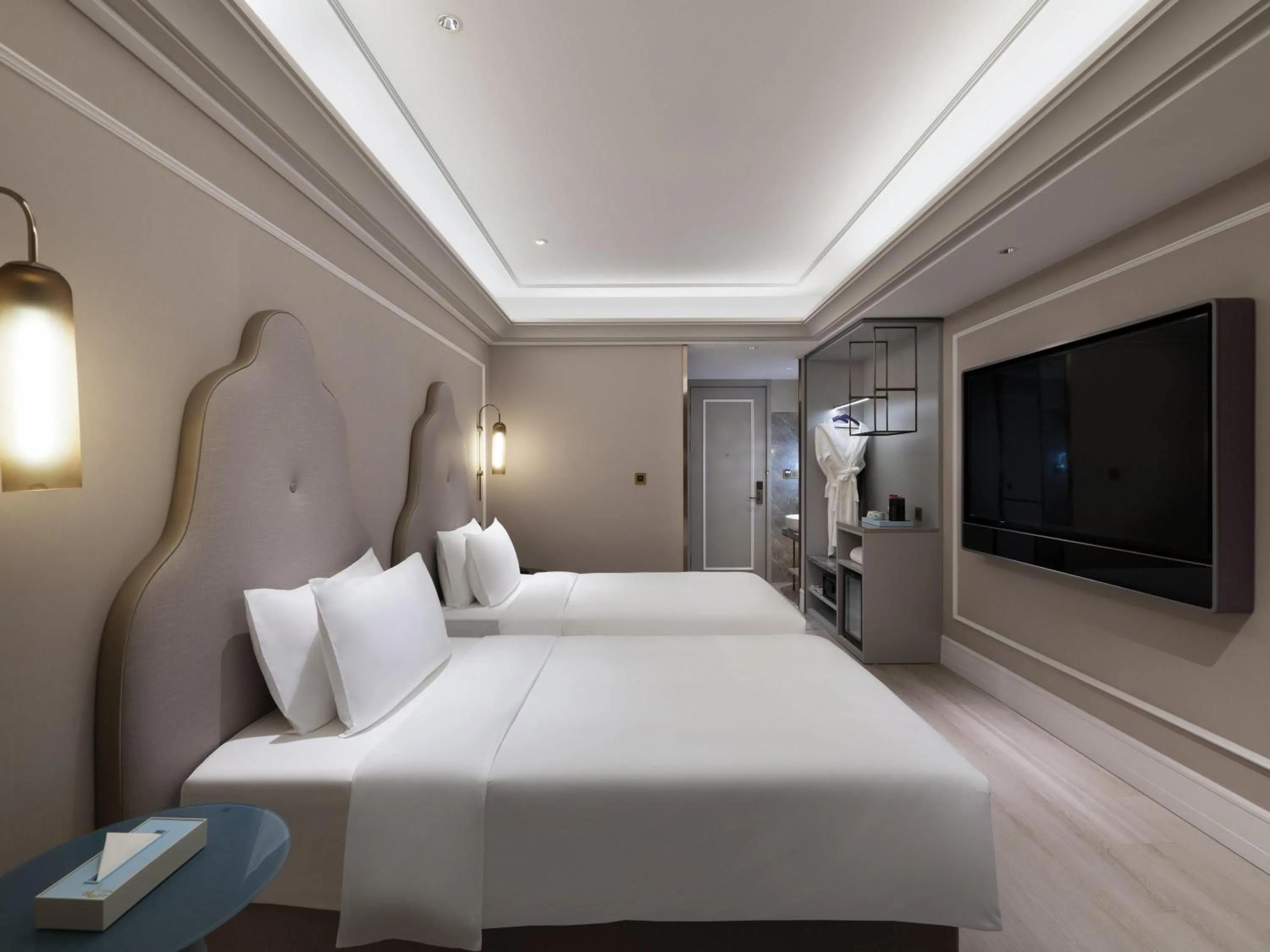 Bedroom, Bed in Mercure Shanghai Waigaoq Free Trade Zone