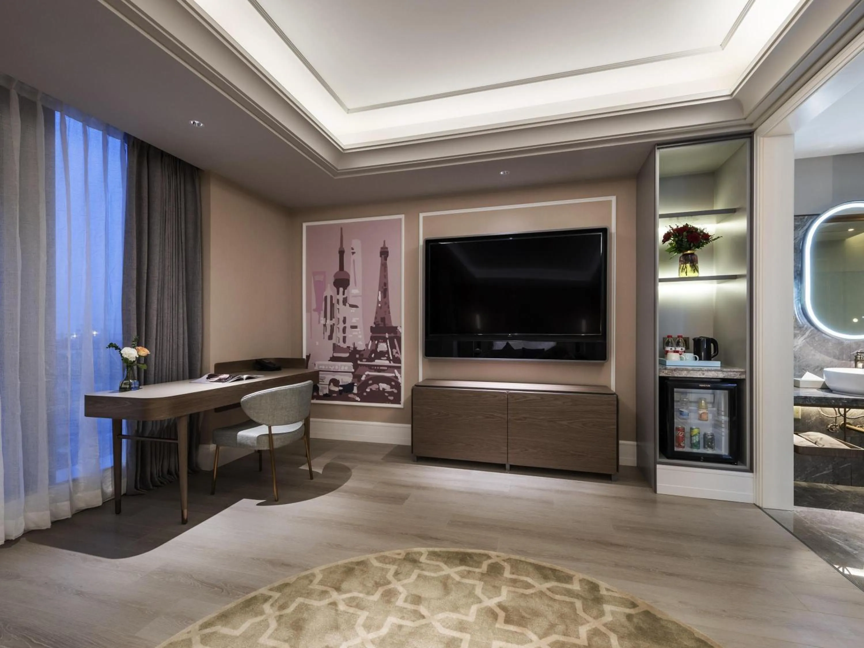 Bedroom in Mercure Shanghai Waigaoq Free Trade Zone