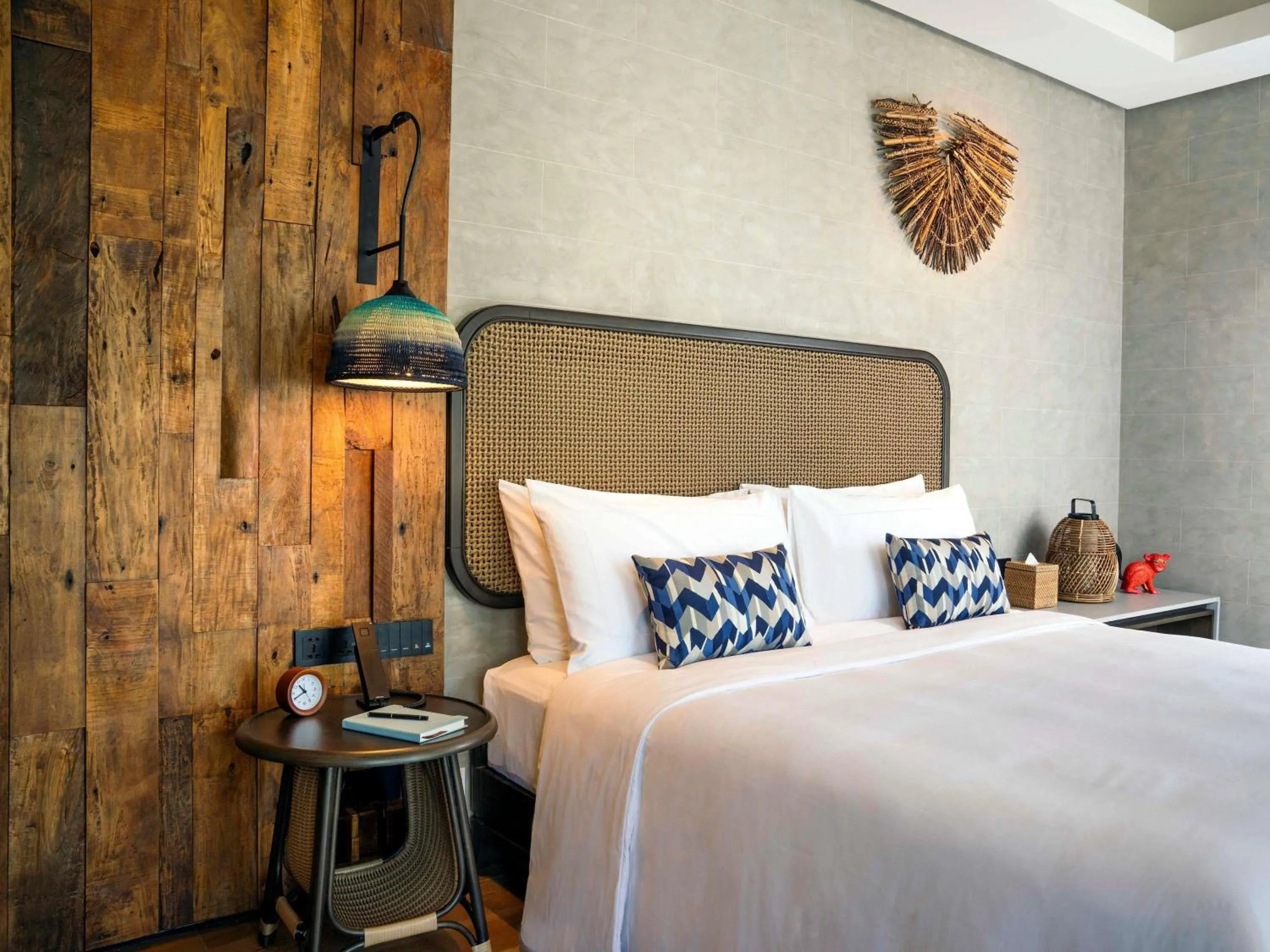 Bedroom, Bed in South Palms Resort and Spa Panglao - MGallery Collection