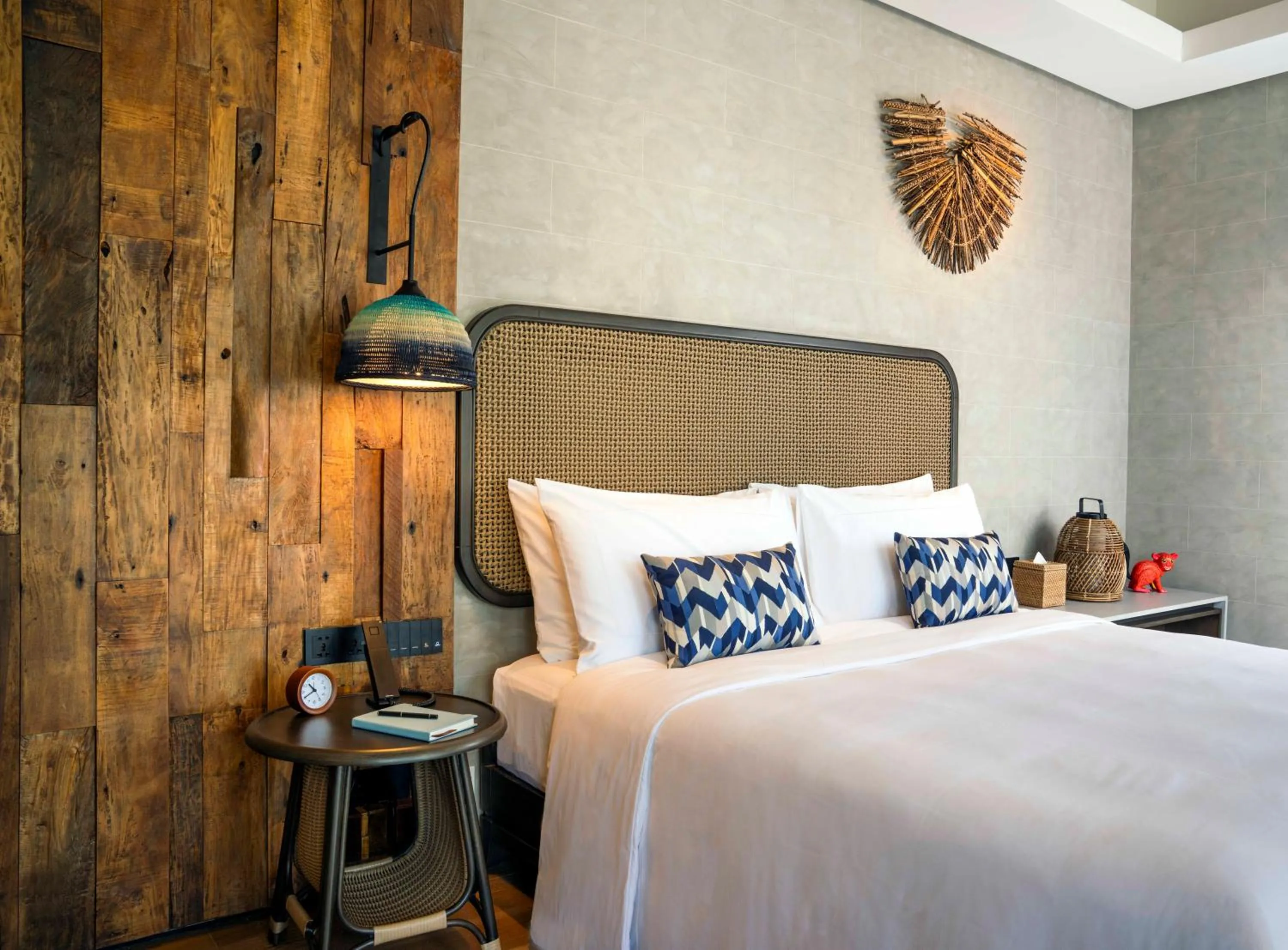 Bed in South Palms Resort and Spa Panglao - MGallery Collection