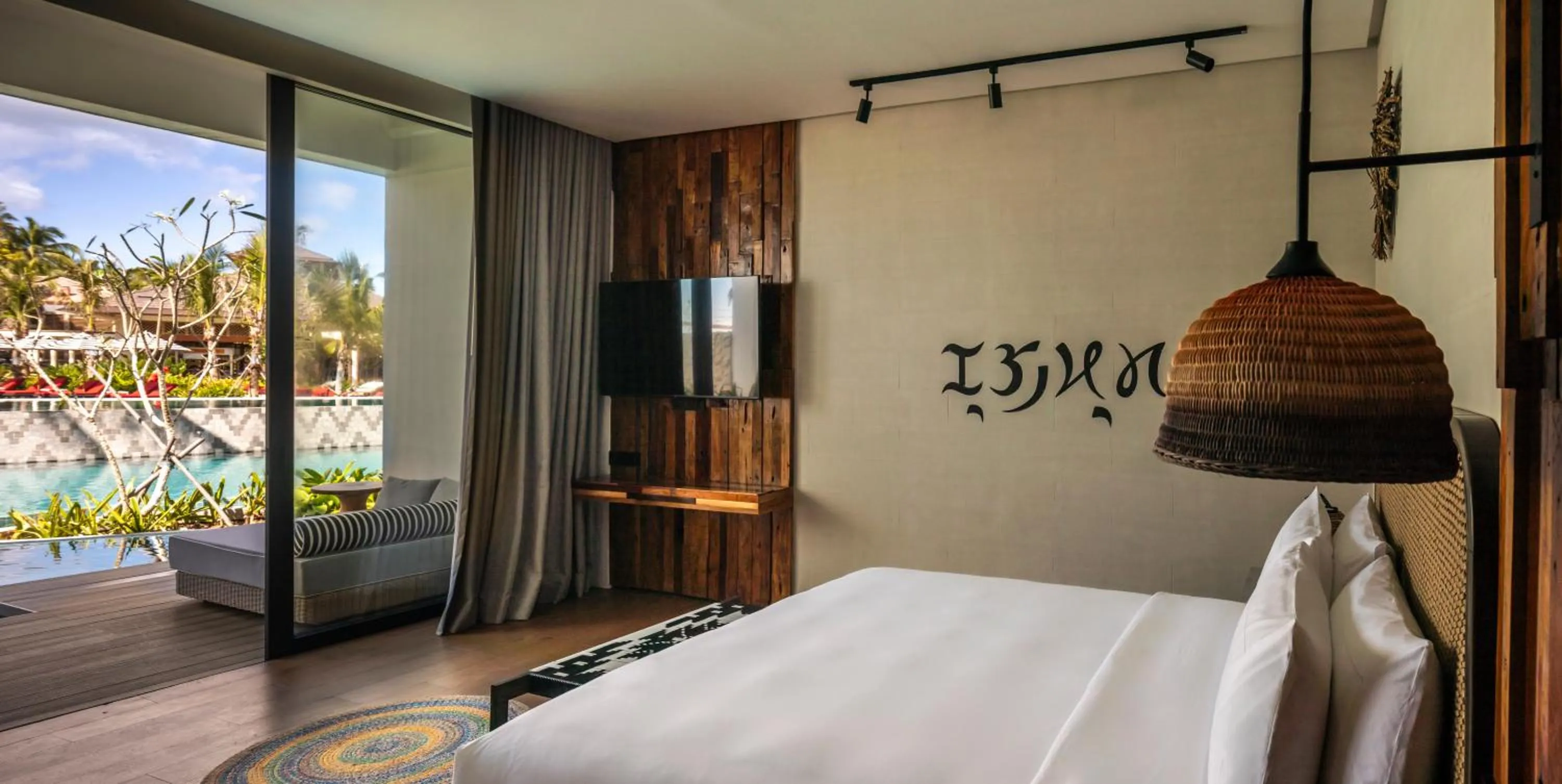 Bed in South Palms Resort and Spa Panglao - MGallery Collection