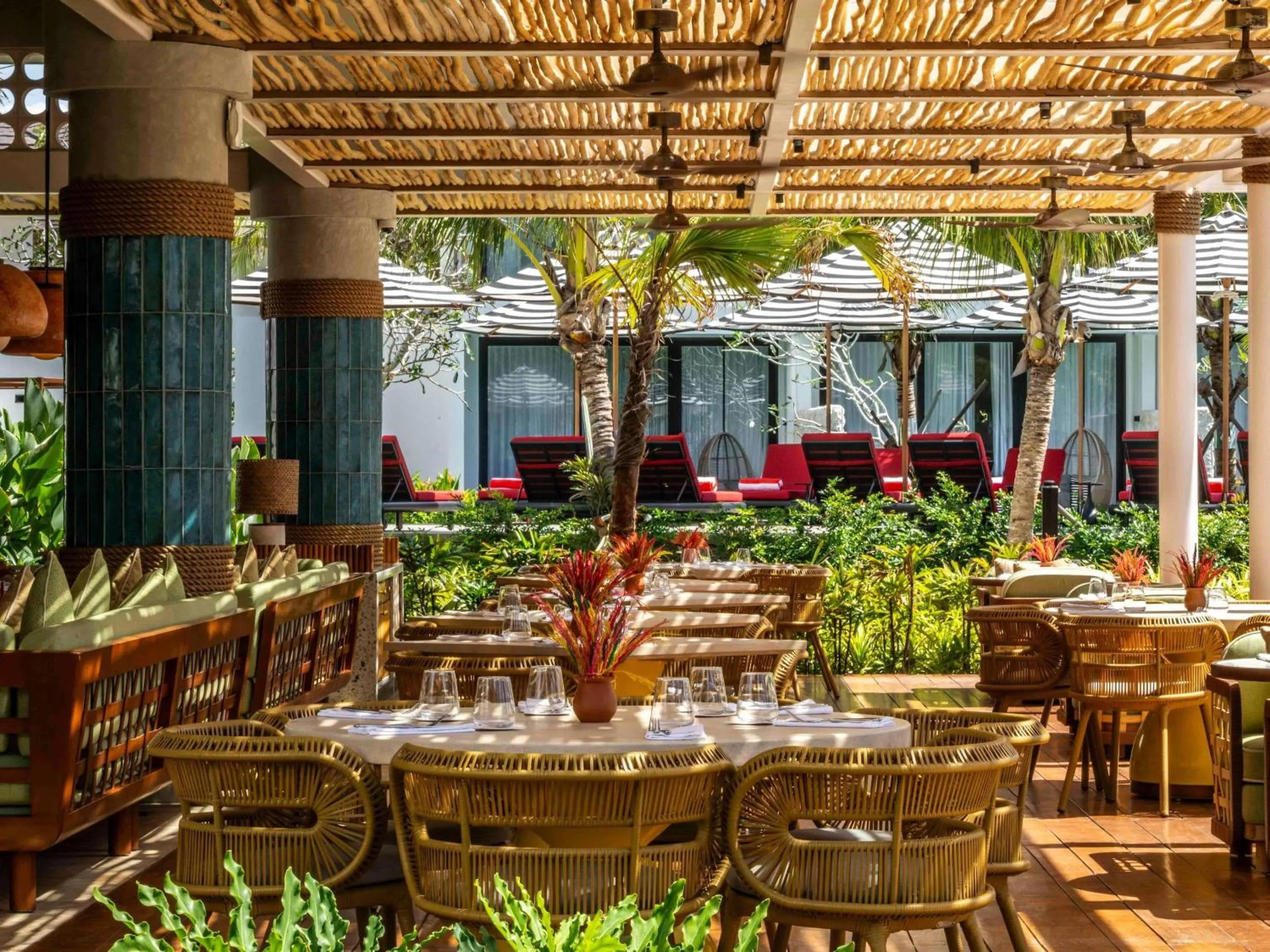 Restaurant/places to eat in South Palms Resort and Spa Panglao - MGallery Collection