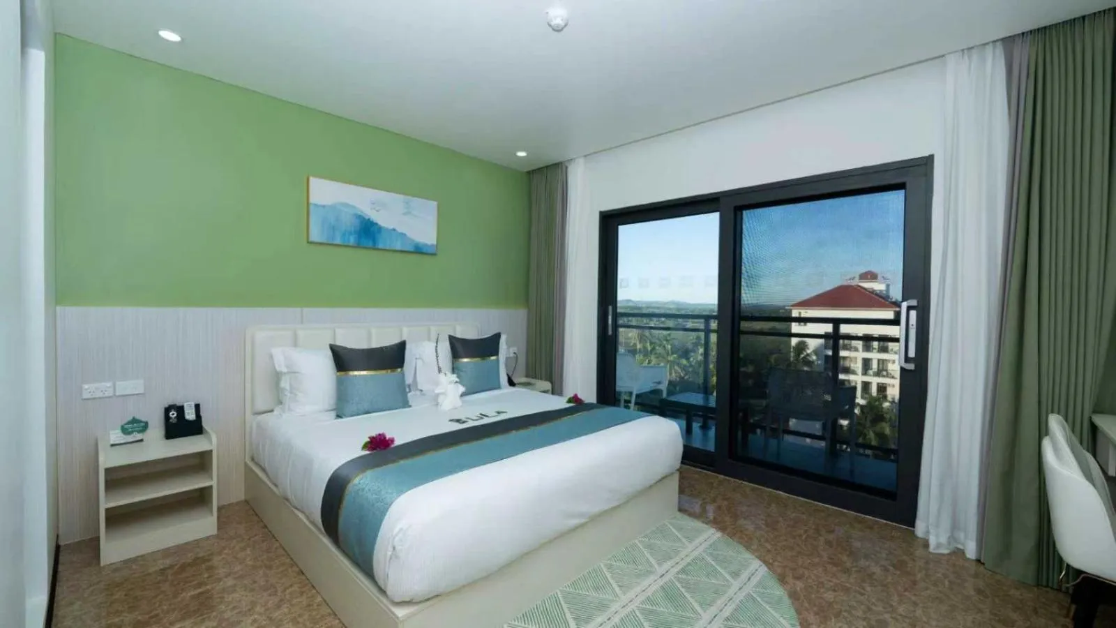 Photo of the whole room, Bed in Wyndham Garden Wailoaloa Beach Fiji