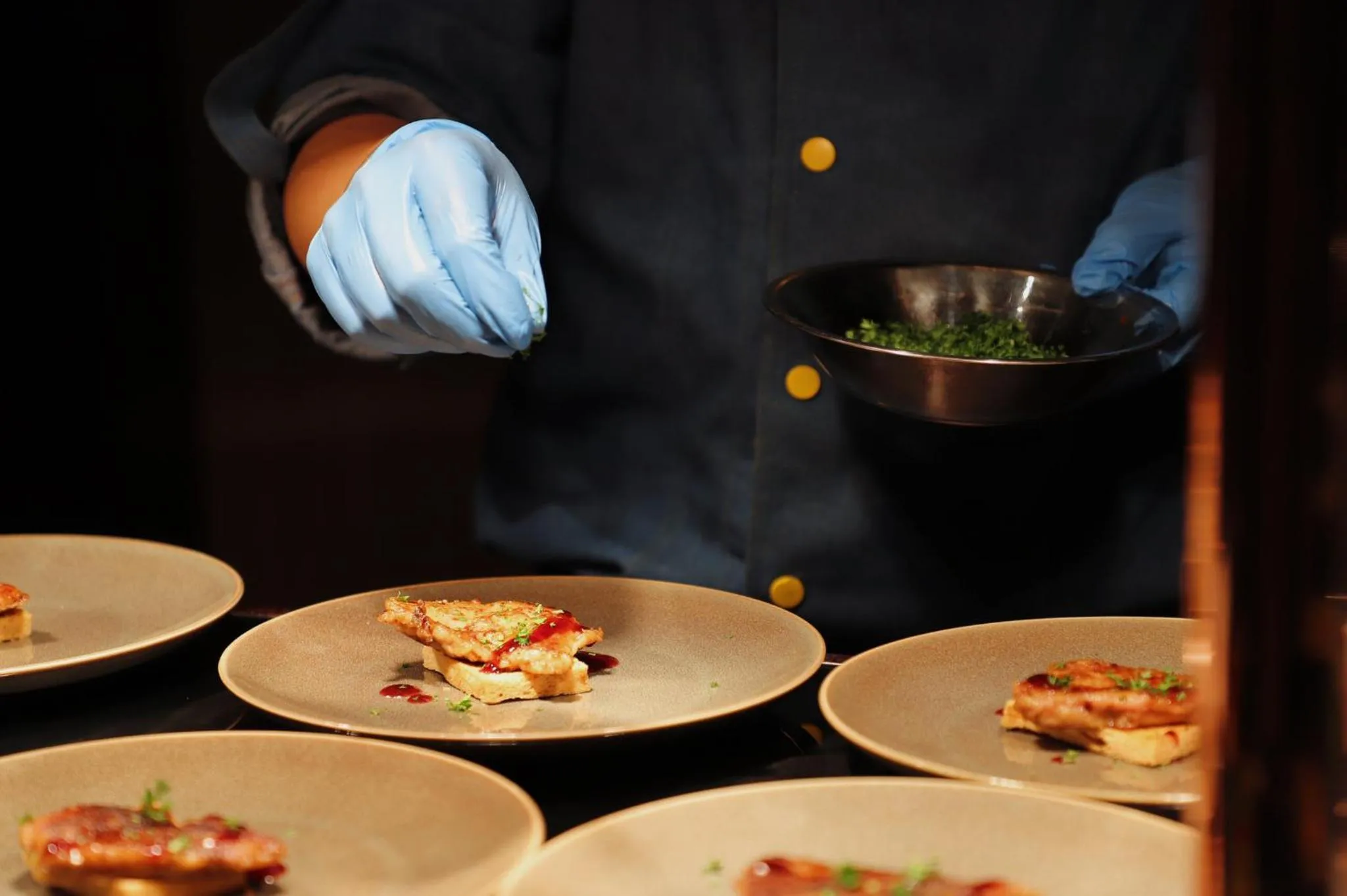 Restaurant/places to eat in voco Lianyungang Star of HaizhouBay