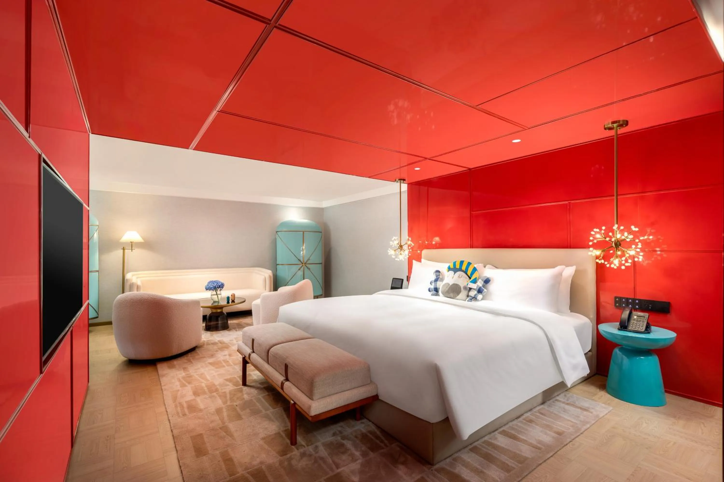 Photo of the whole room in voco Lianyungang Star of HaizhouBay