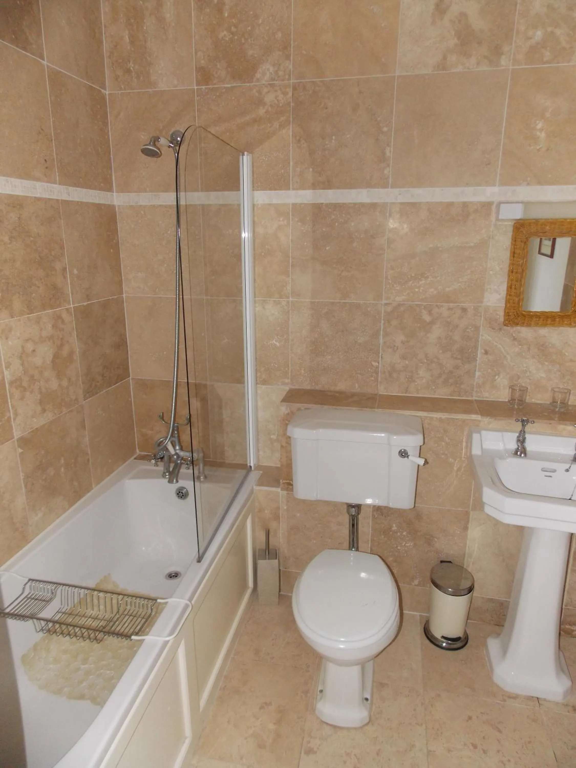 Bathroom in Ash Hill B & B