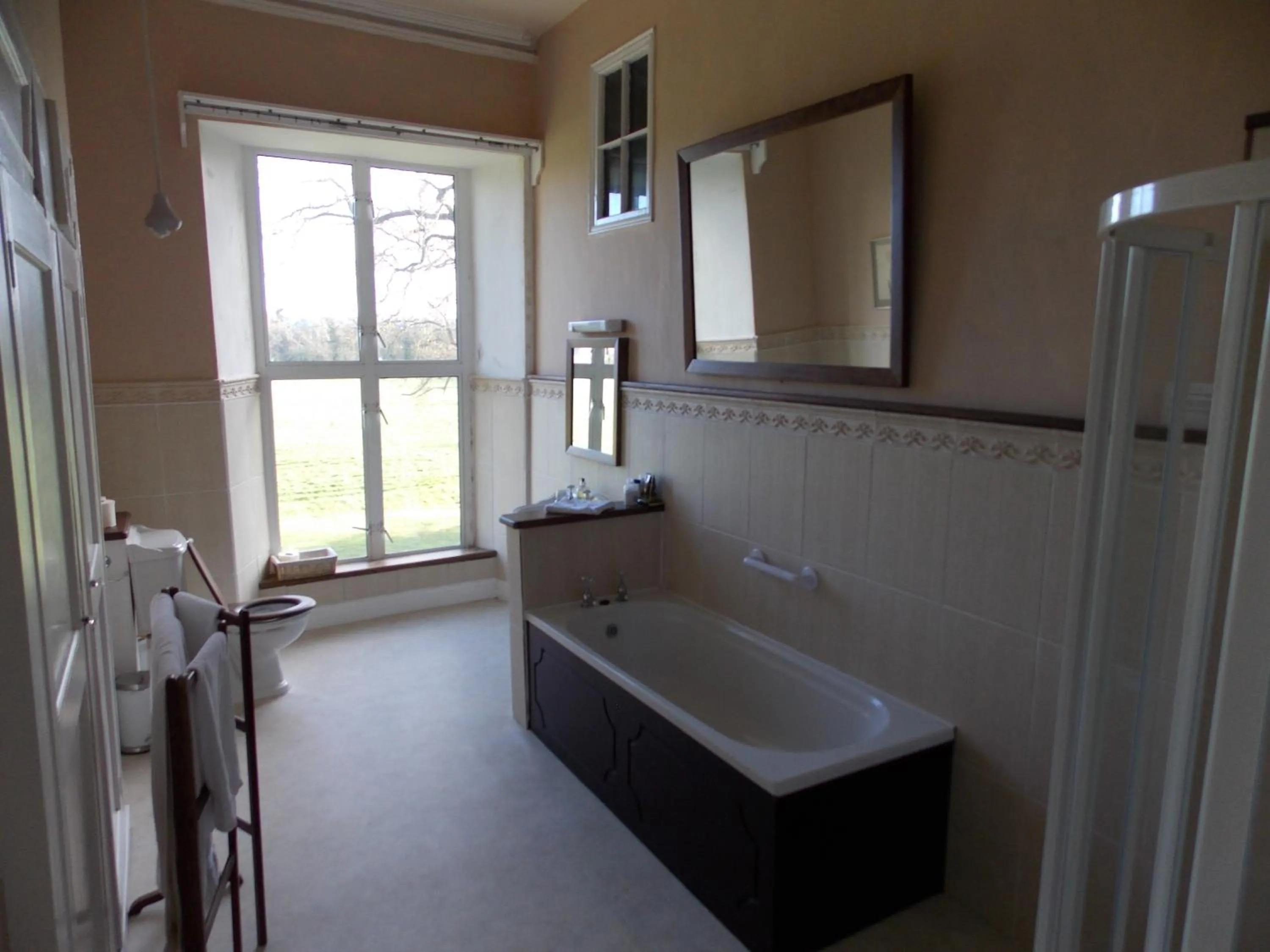 Bathroom in Ash Hill B & B