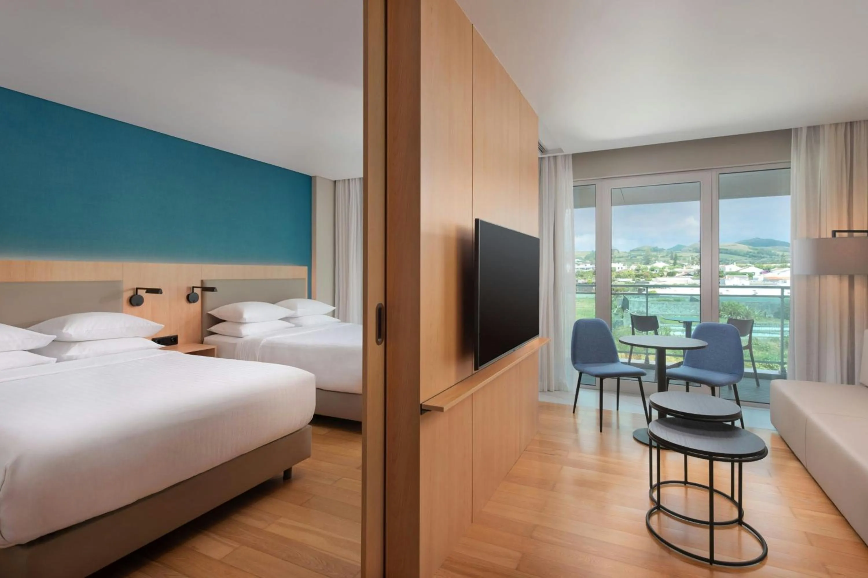 Photo of the whole room, Bed in Delta Hotels by Marriott Azores