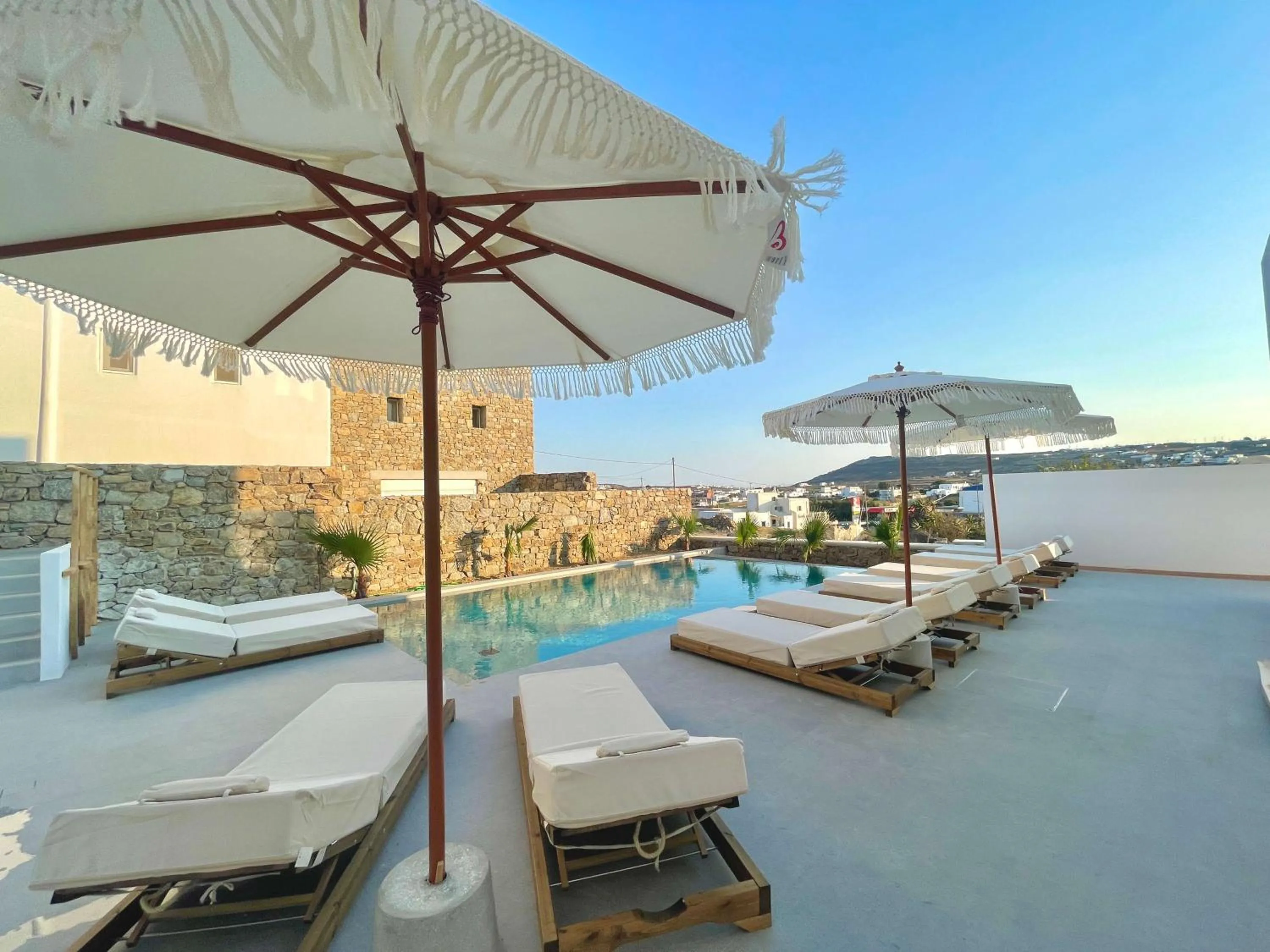 Patio in Mykonos Dot Suites