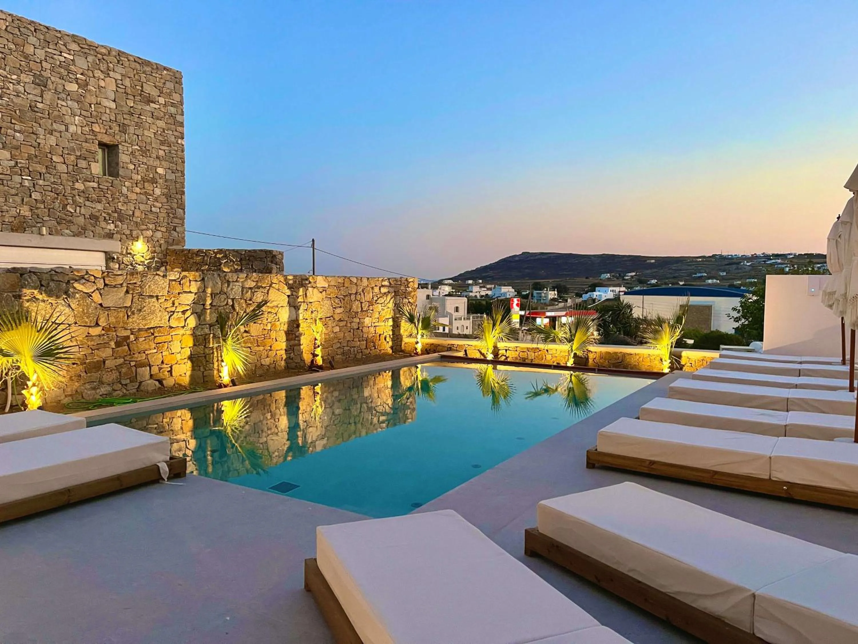 Patio in Mykonos Dot Suites