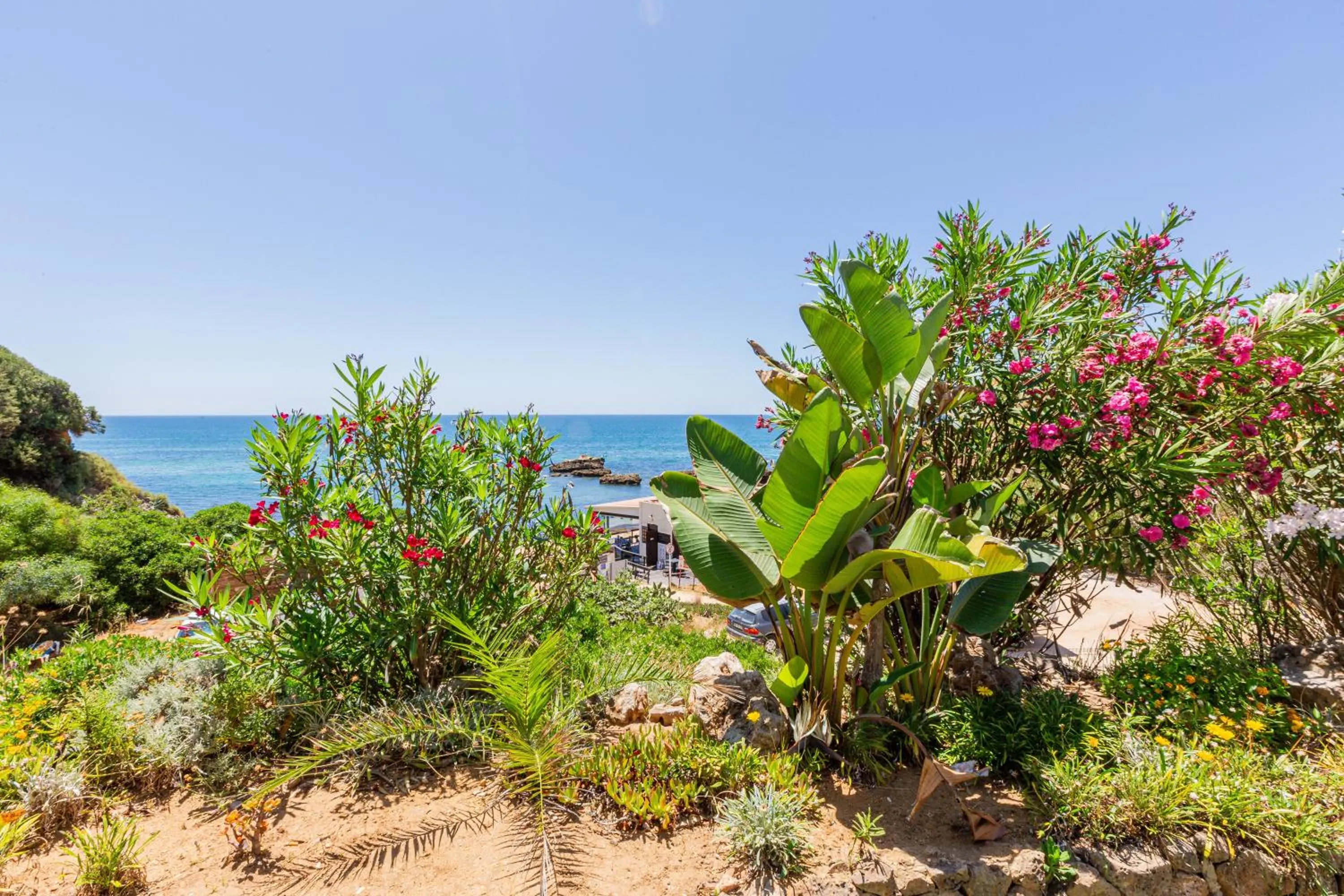 Beachfront apartment Praia dos Aveiros
