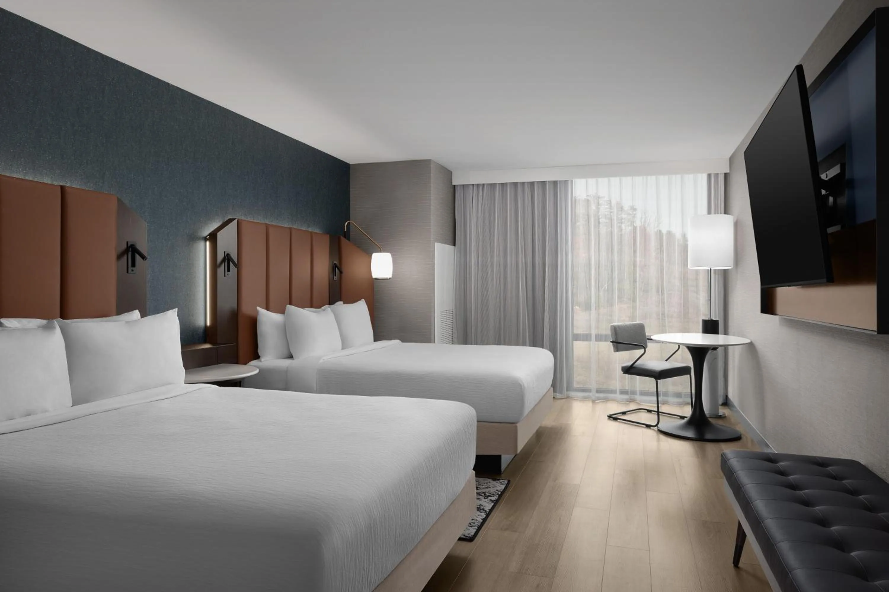 Bed in Tempo By Hilton Pigeon Forge