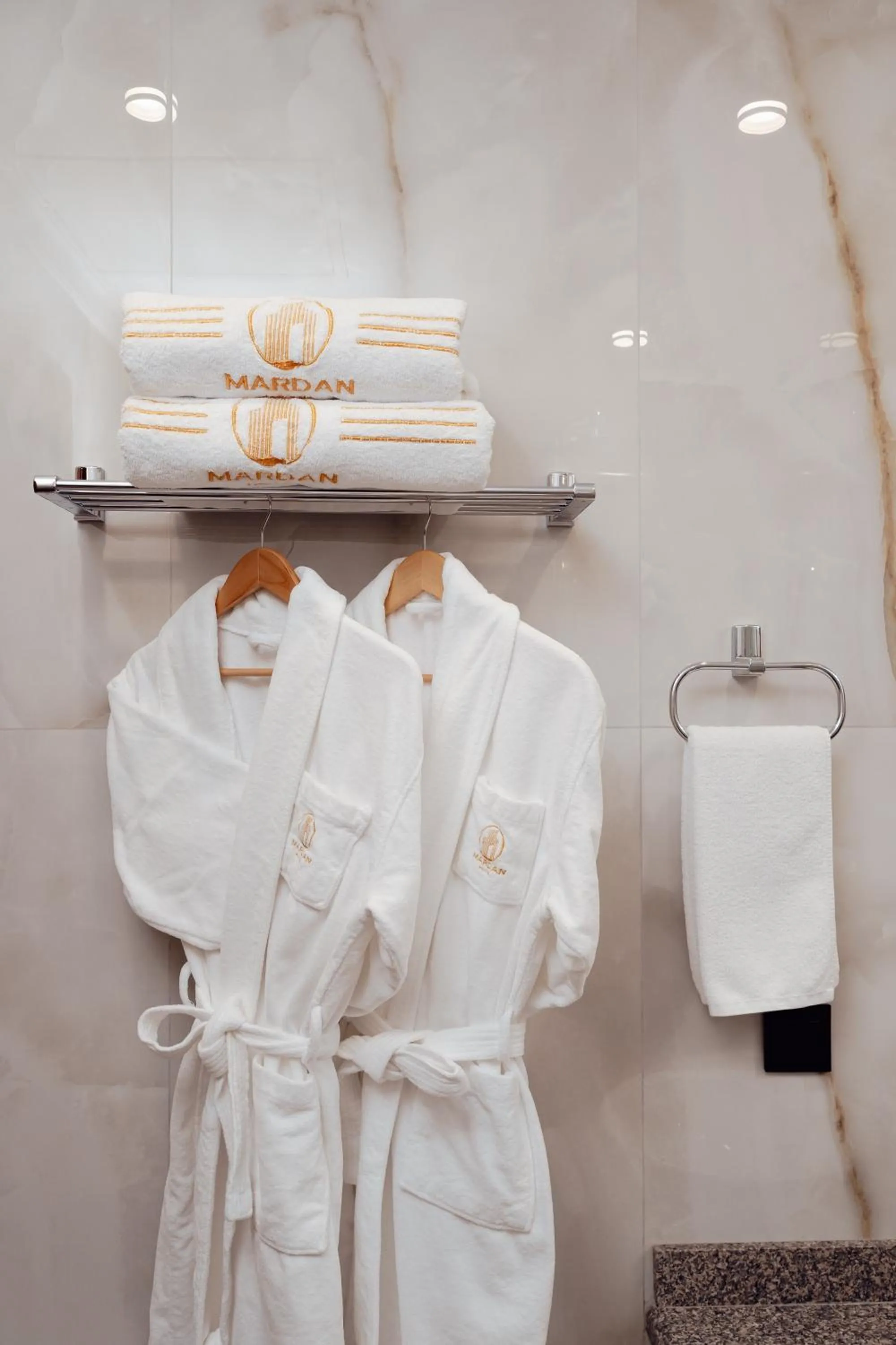 towels in Mardan Hotel