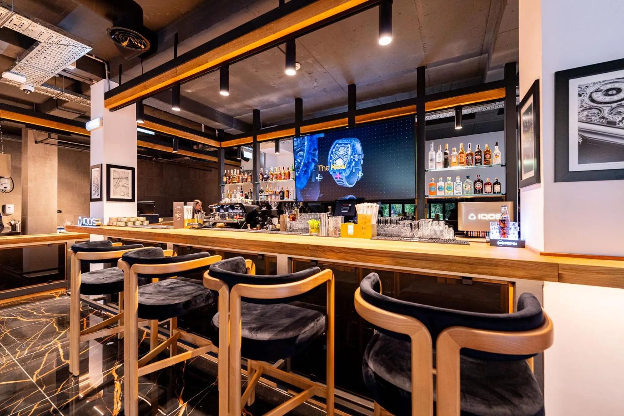 HOW Boutique and Hotel