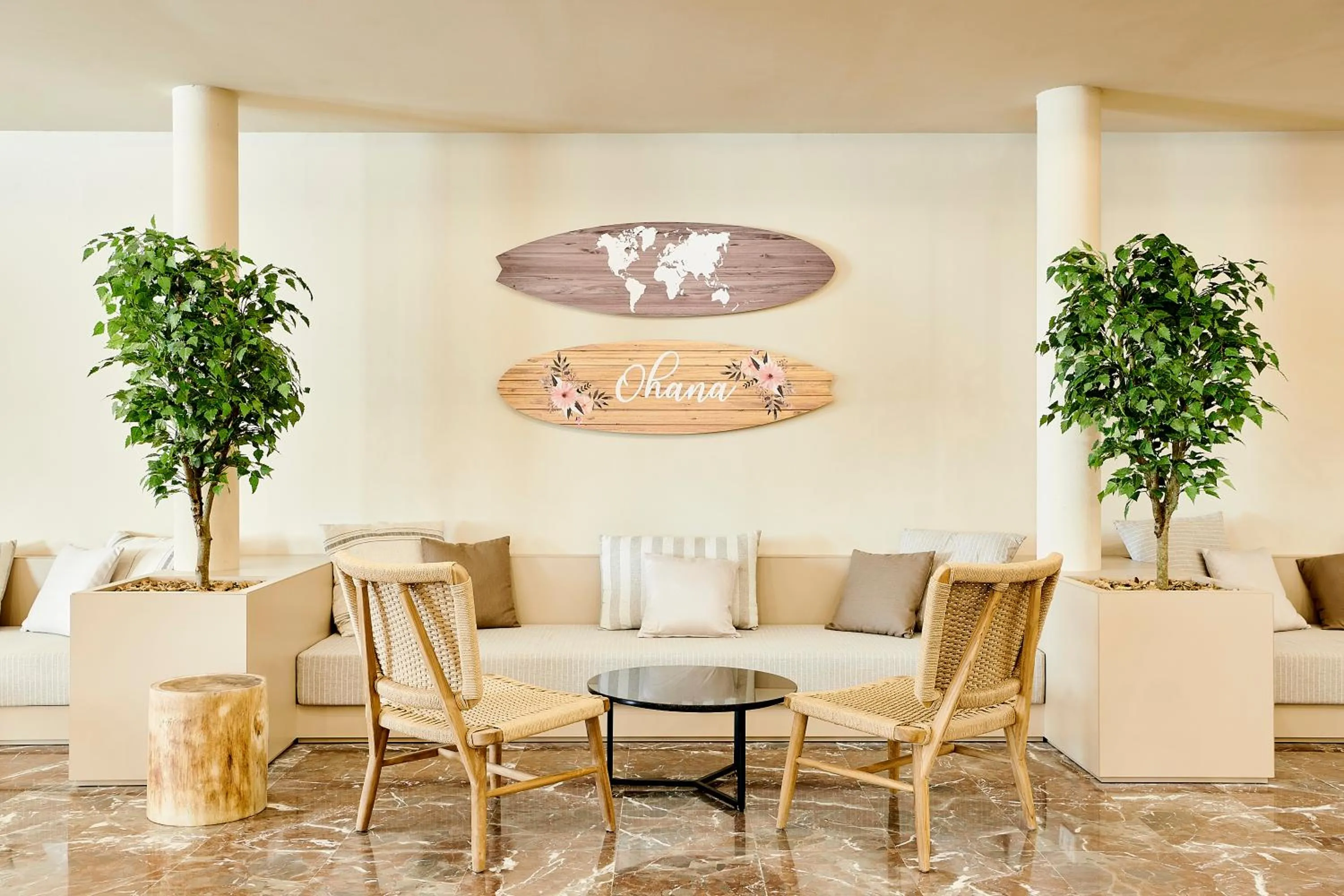 Living room in tent Torremolinos