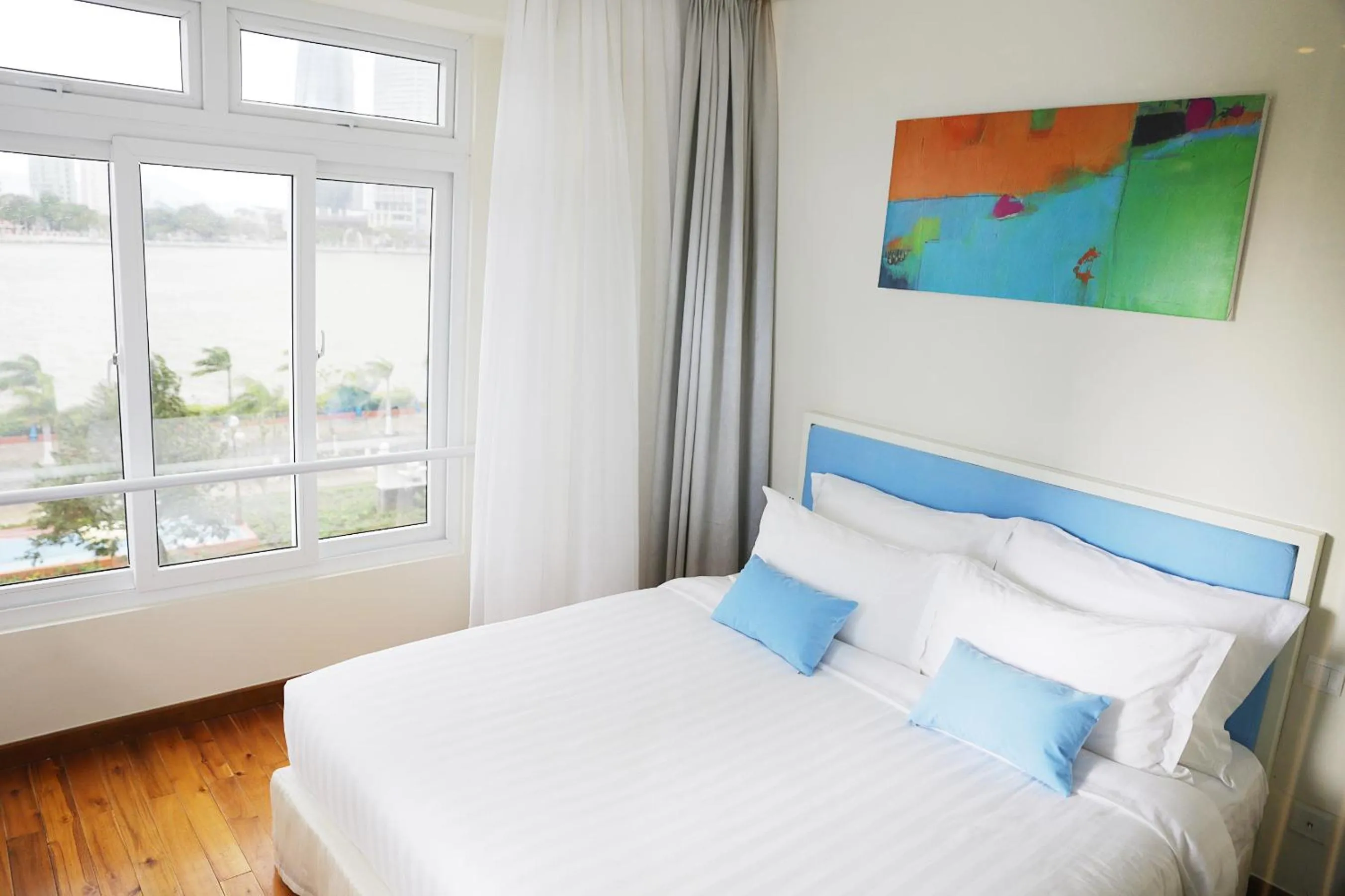 Bedroom, Bed in Palmier Hotel - Art House Da Nang