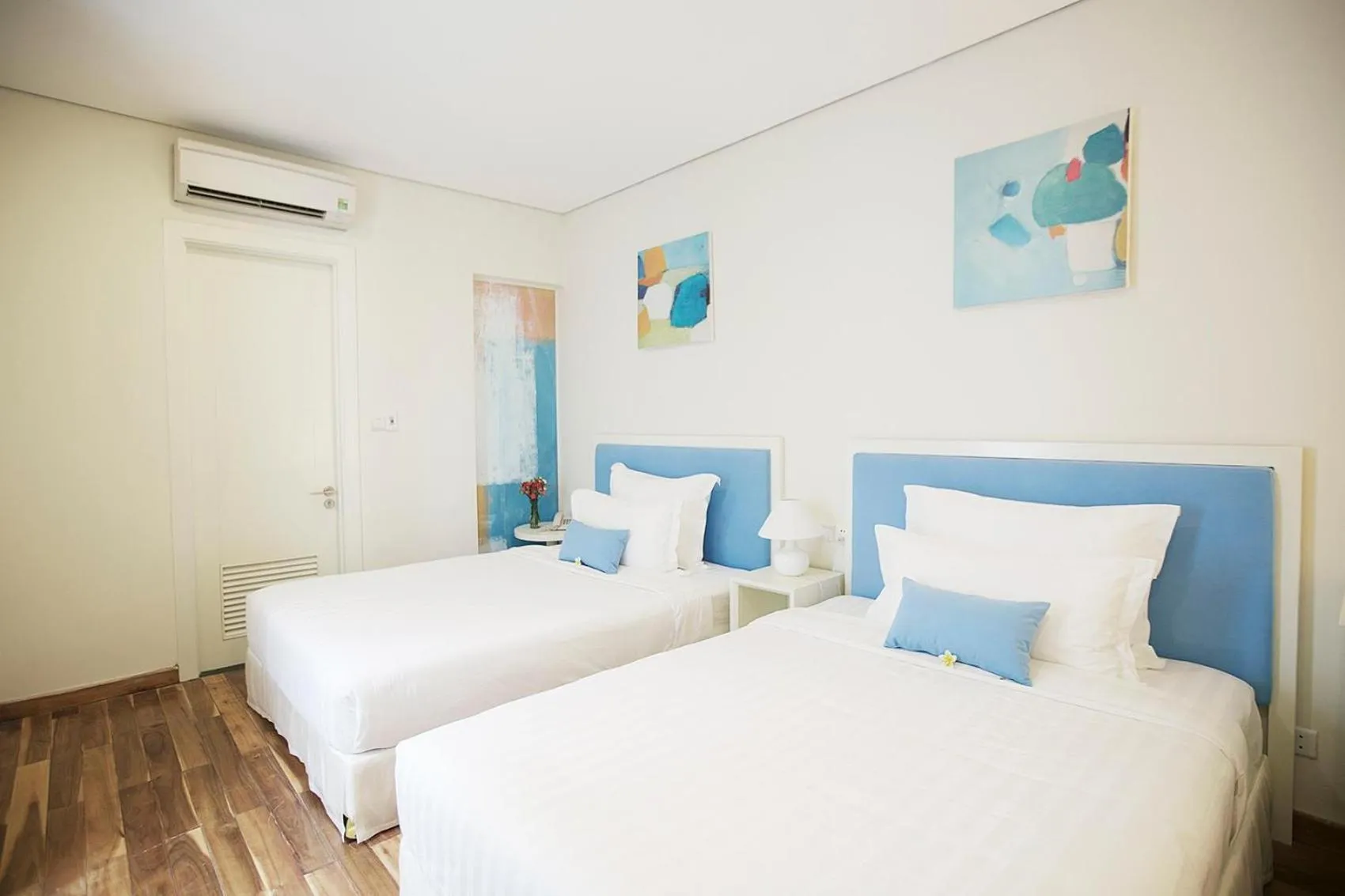 Bed in Palmier Hotel - Art House Da Nang