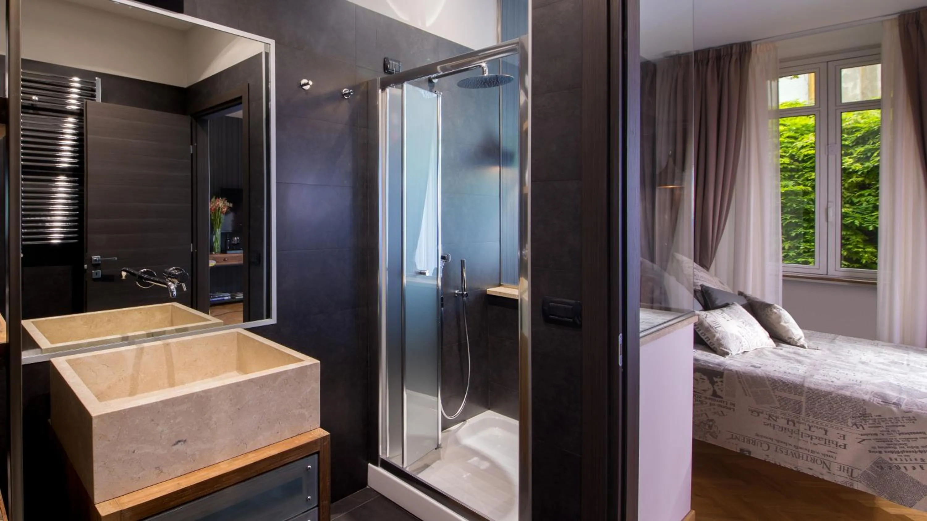 Bathroom, Bed in QT Suites Roma