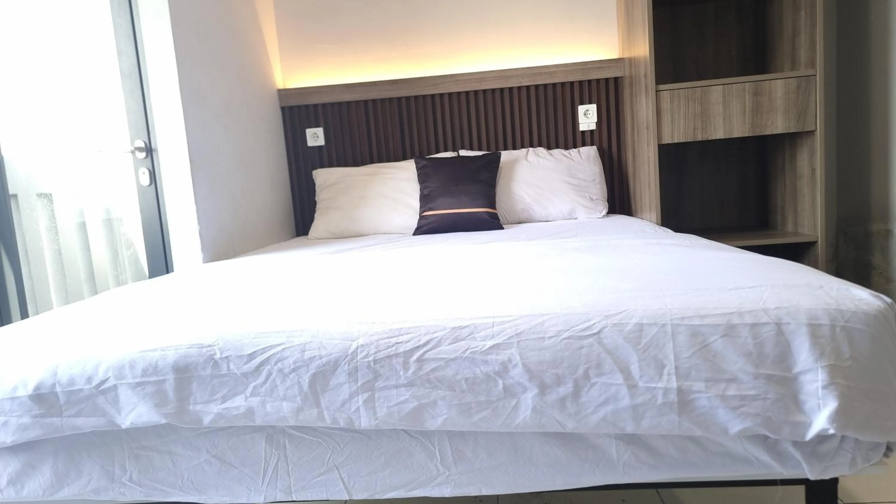 Bed in Dancenter Bekasi Formerly Riverdale