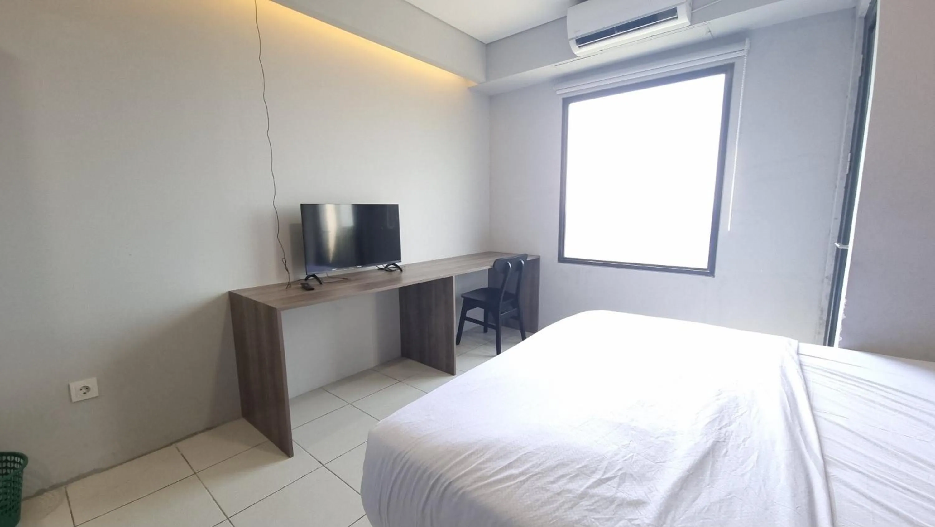 Bed in Dancenter Bekasi Formerly Riverdale