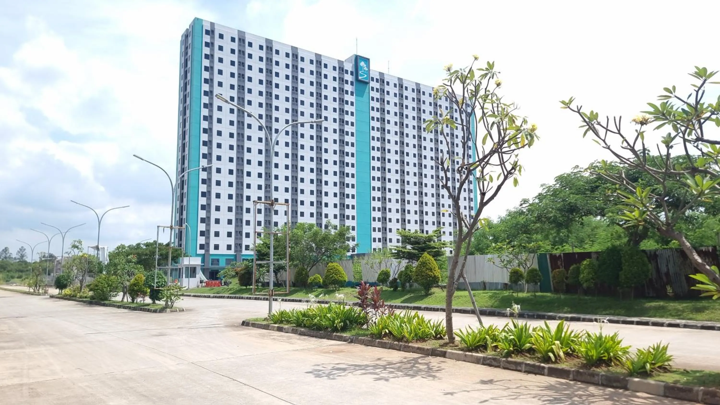 Property building in Dancenter Bekasi Formerly Riverdale