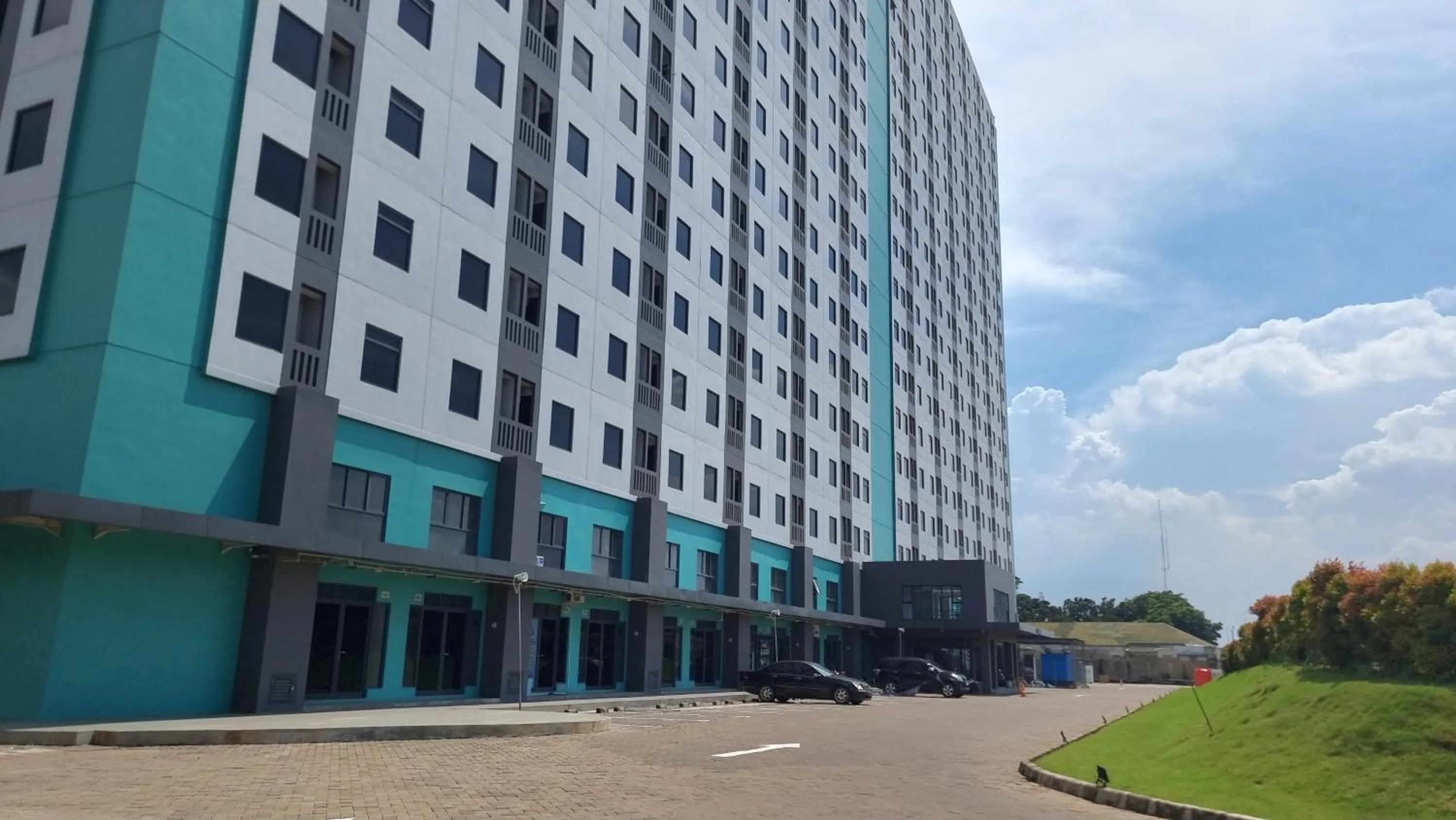 Property building in Dancenter Bekasi Formerly Riverdale