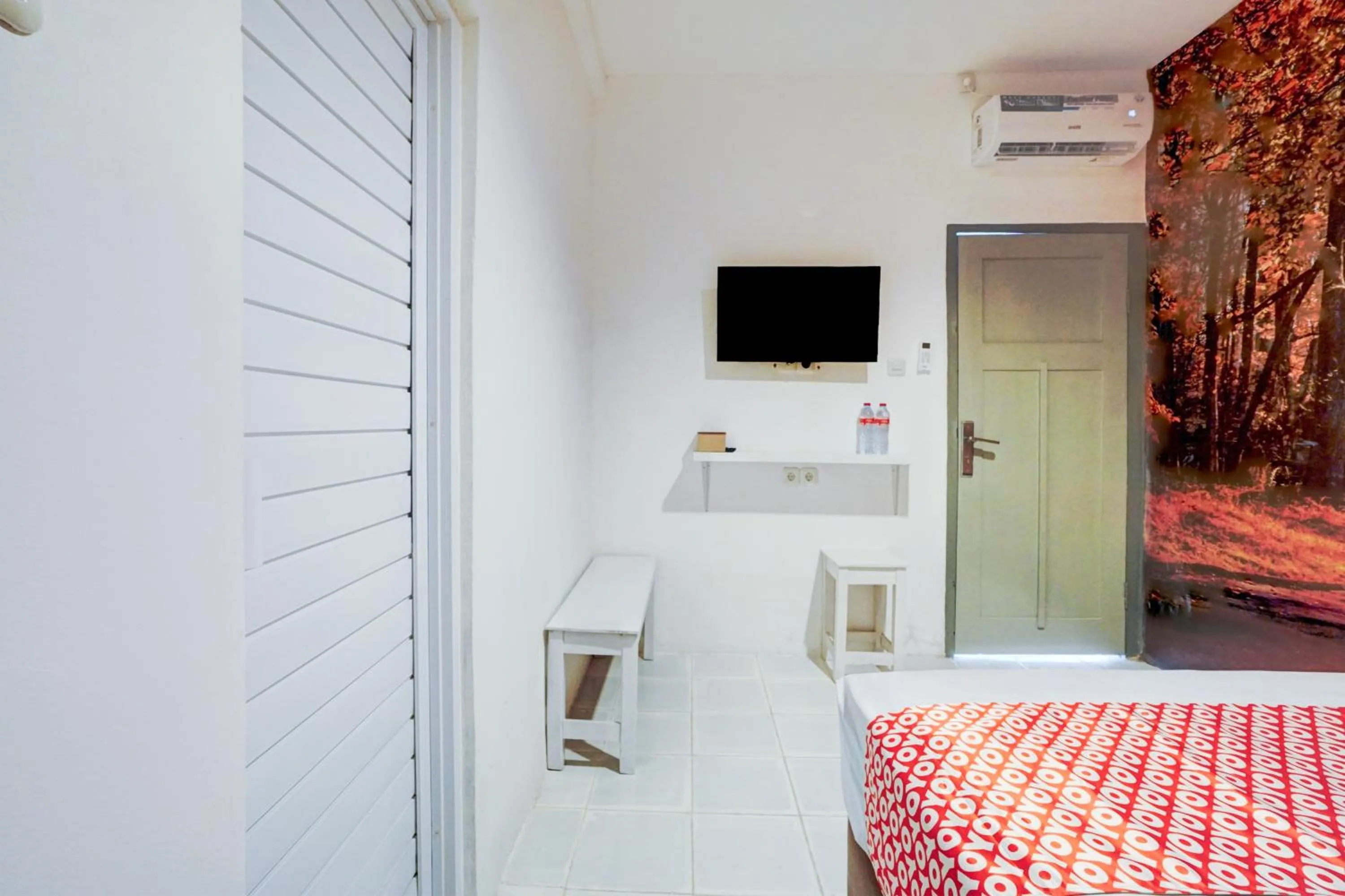 TV and multimedia, Bed in Hotel O Nawangwulan