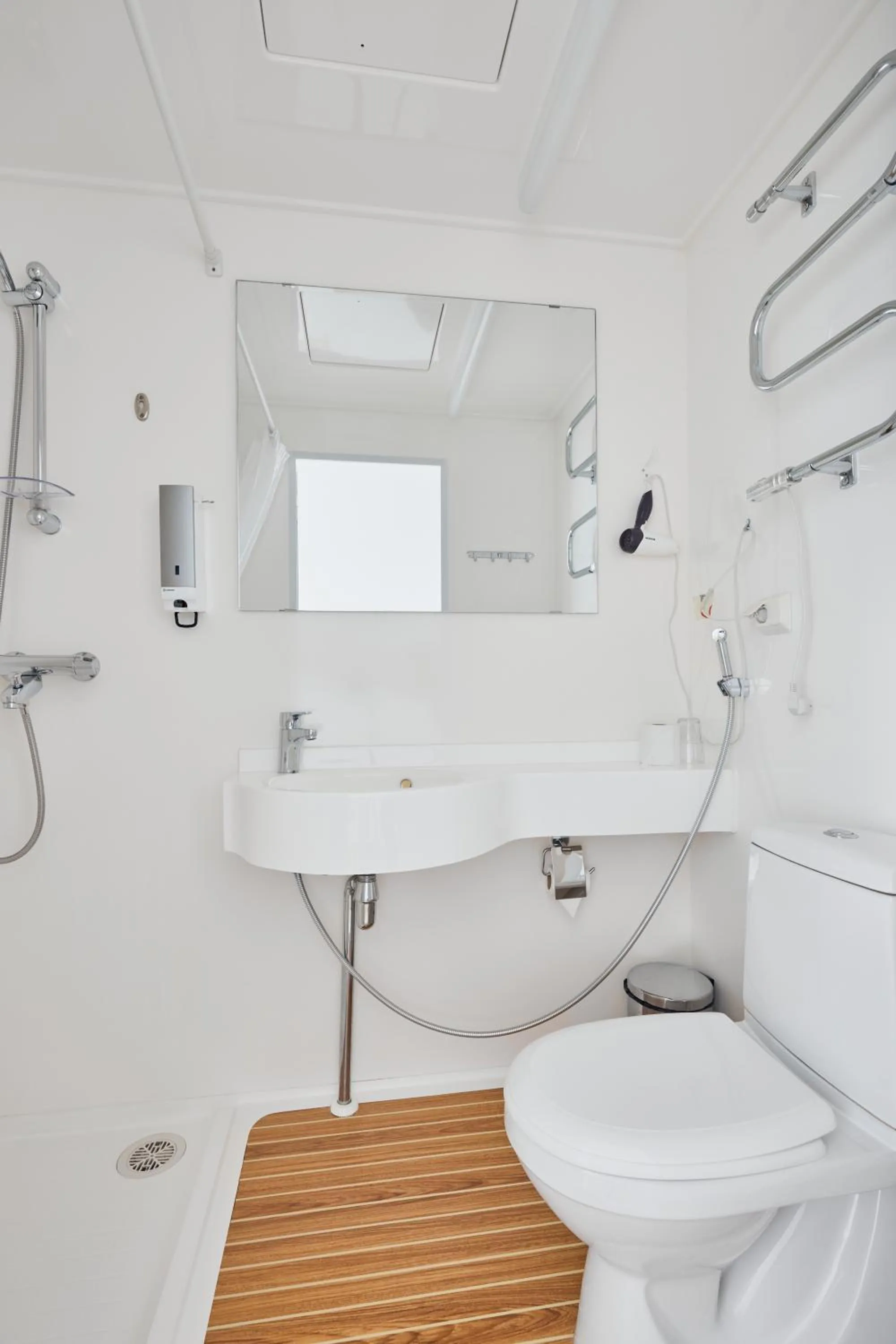 Toilet in Töölö Towers