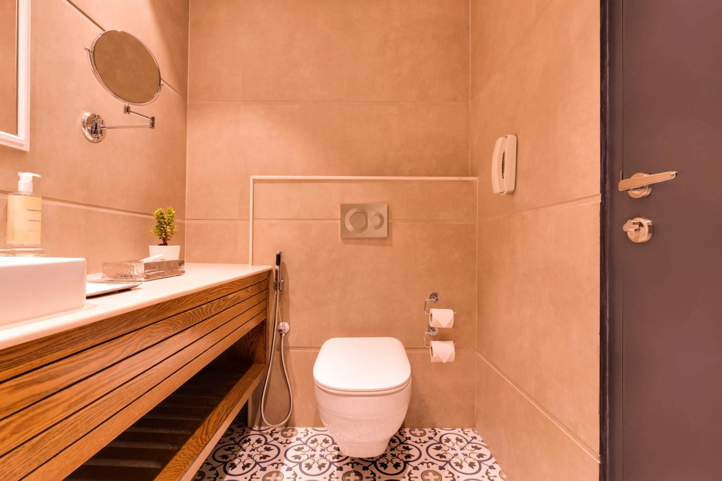 Lemon Tree Hotel, Arpora, Goa