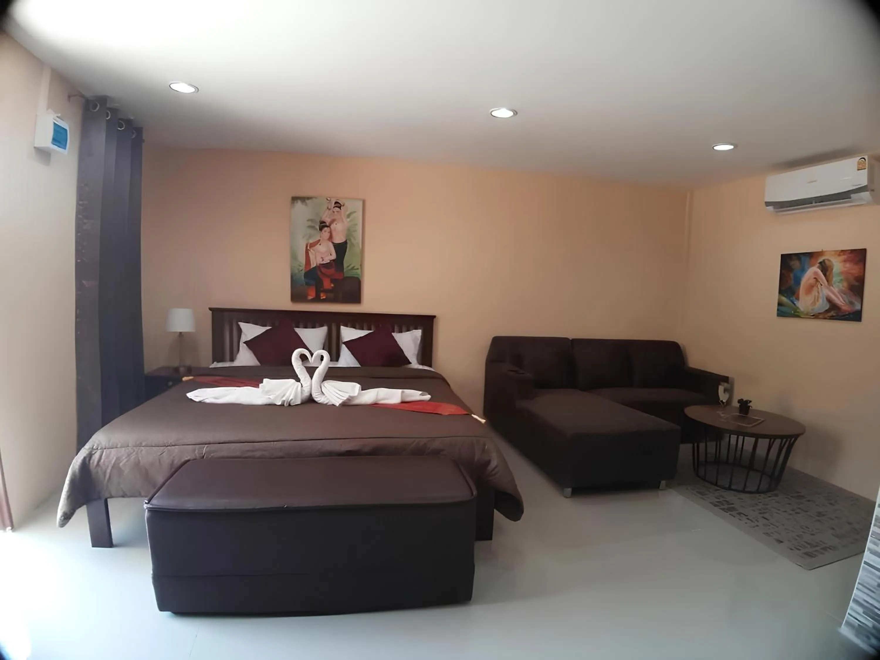 Bed in The Windsor Boutique Resort