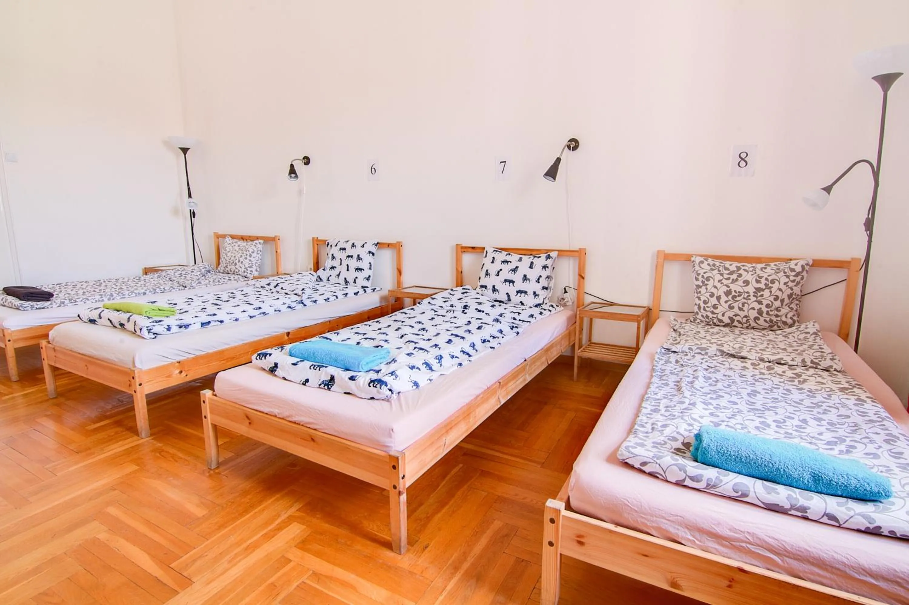 Bed in Pal's Hostel and Apartments