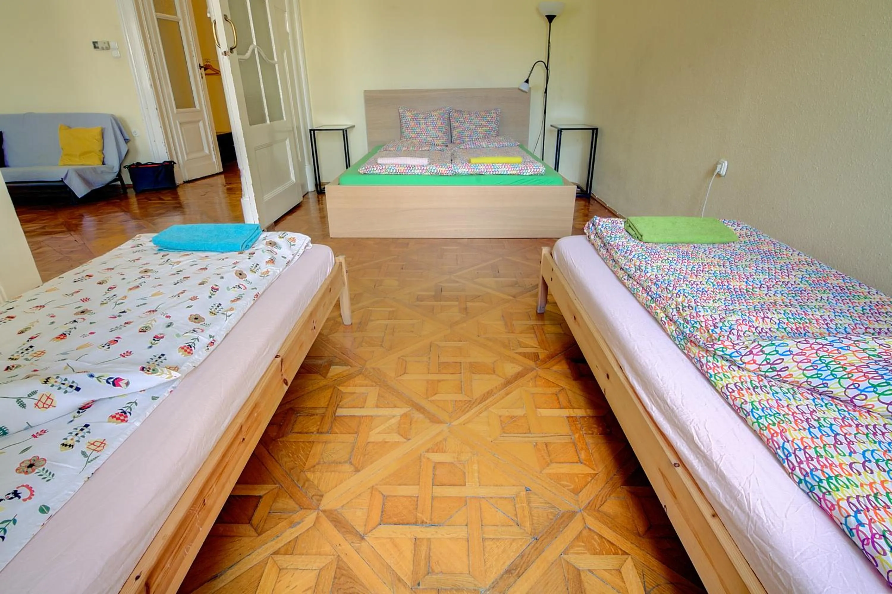 Bed in Pal's Hostel and Apartments